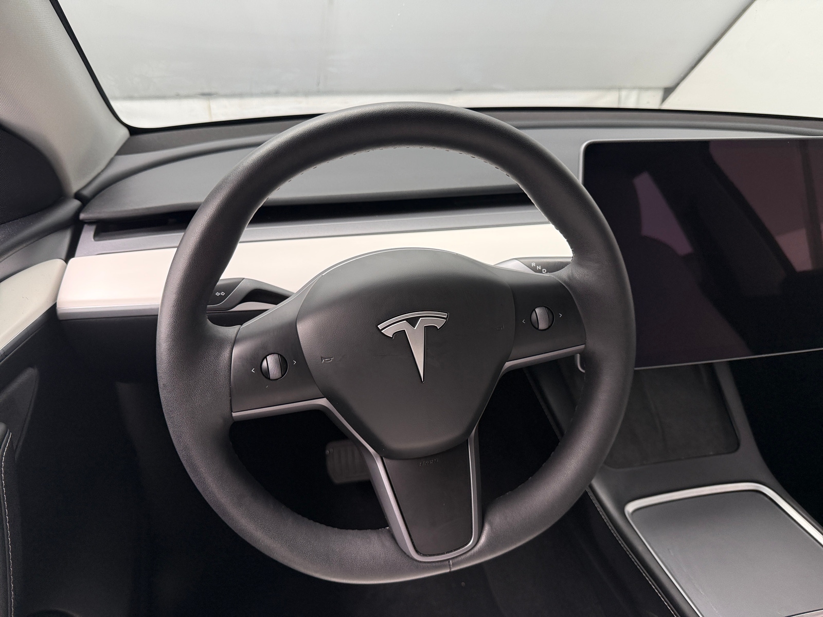 Thumbnail: 2025 Tesla Model Y - 4