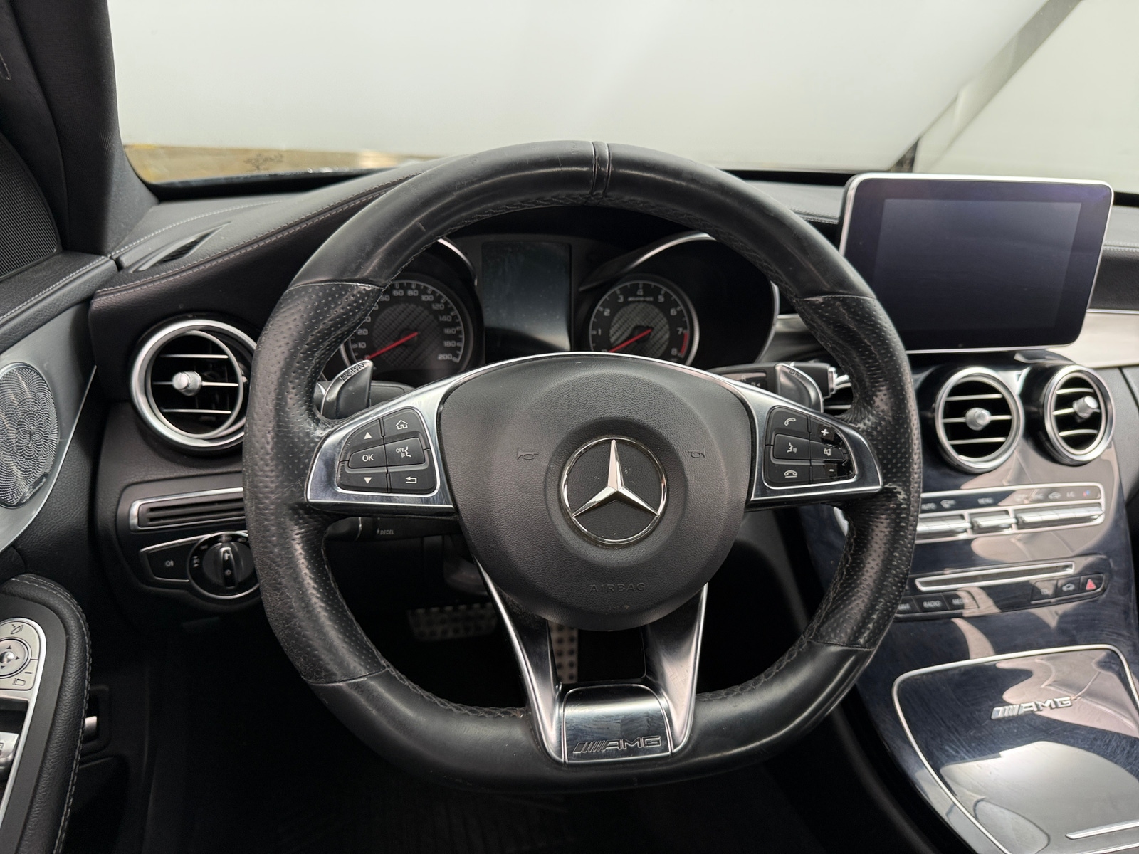 Thumbnail: 2016 Mercedes-Benz C-Class - 4