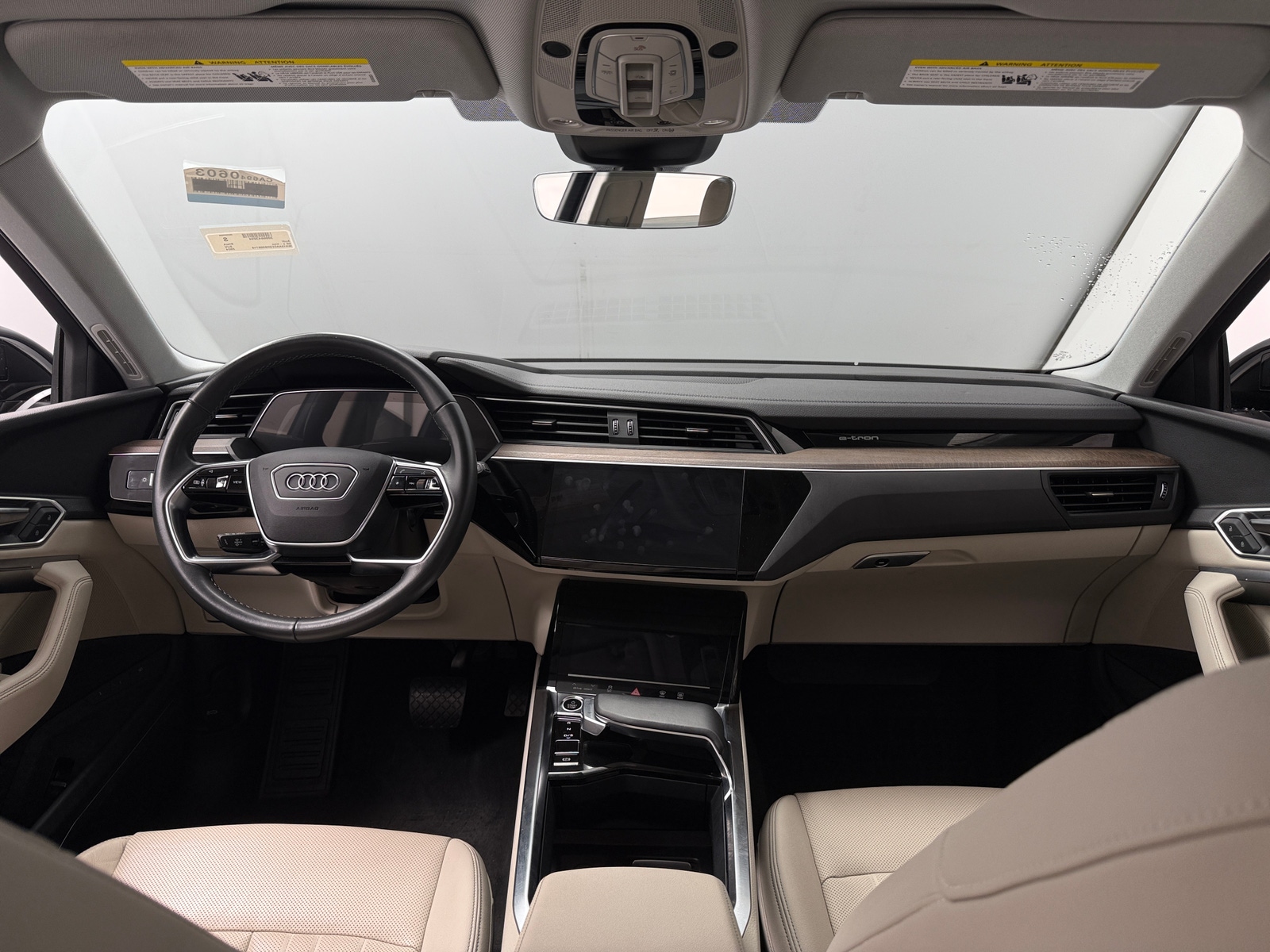 Thumbnail: 2024 Audi Q8 e-tron - 2