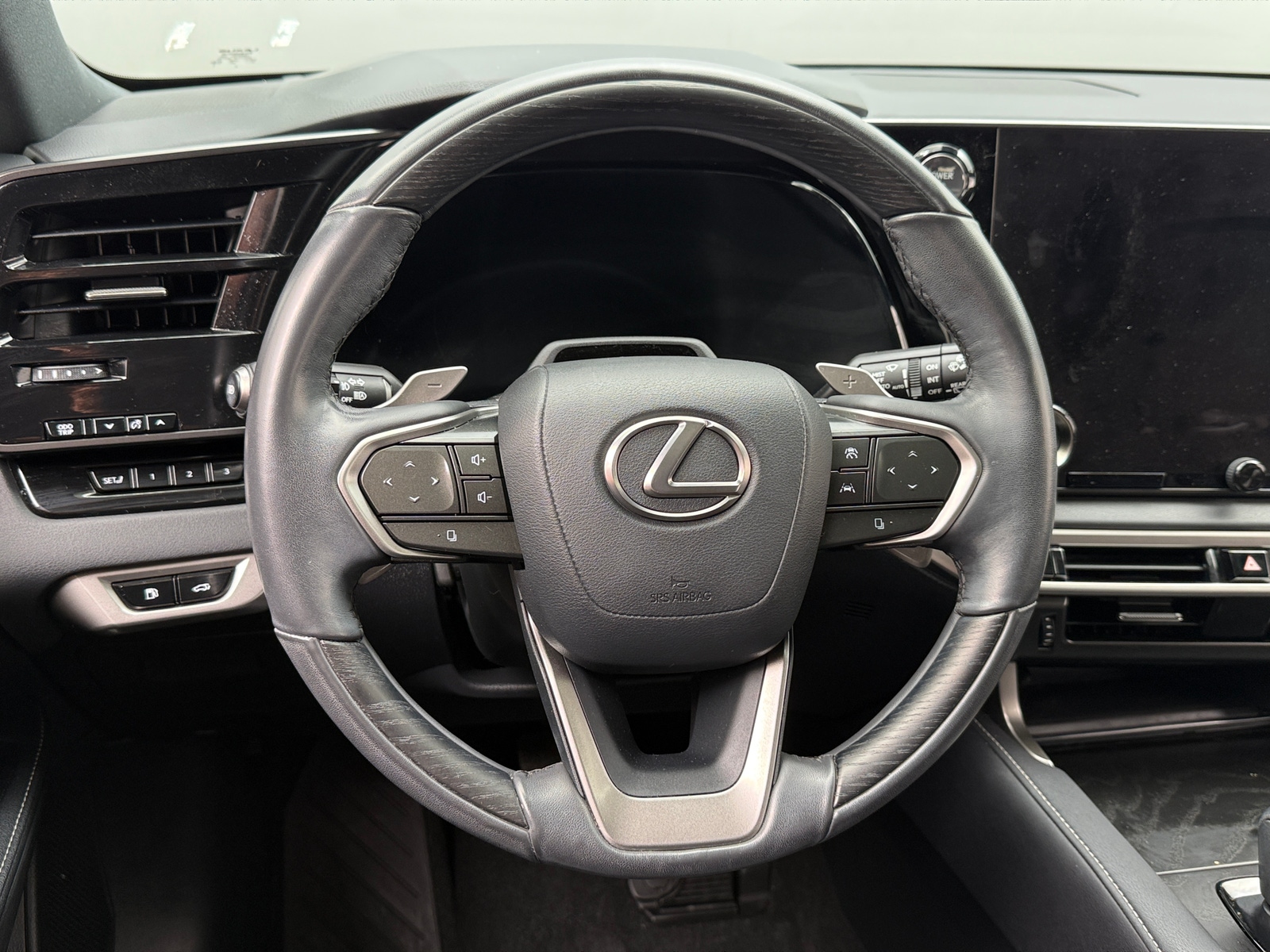 Thumbnail: 2024 Lexus RX - 4