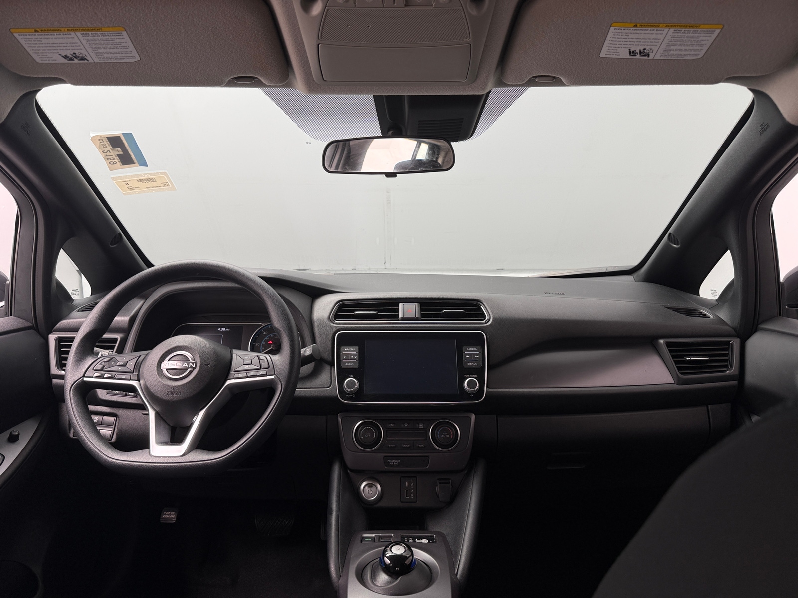 Thumbnail: 2025 Nissan Leaf - 3