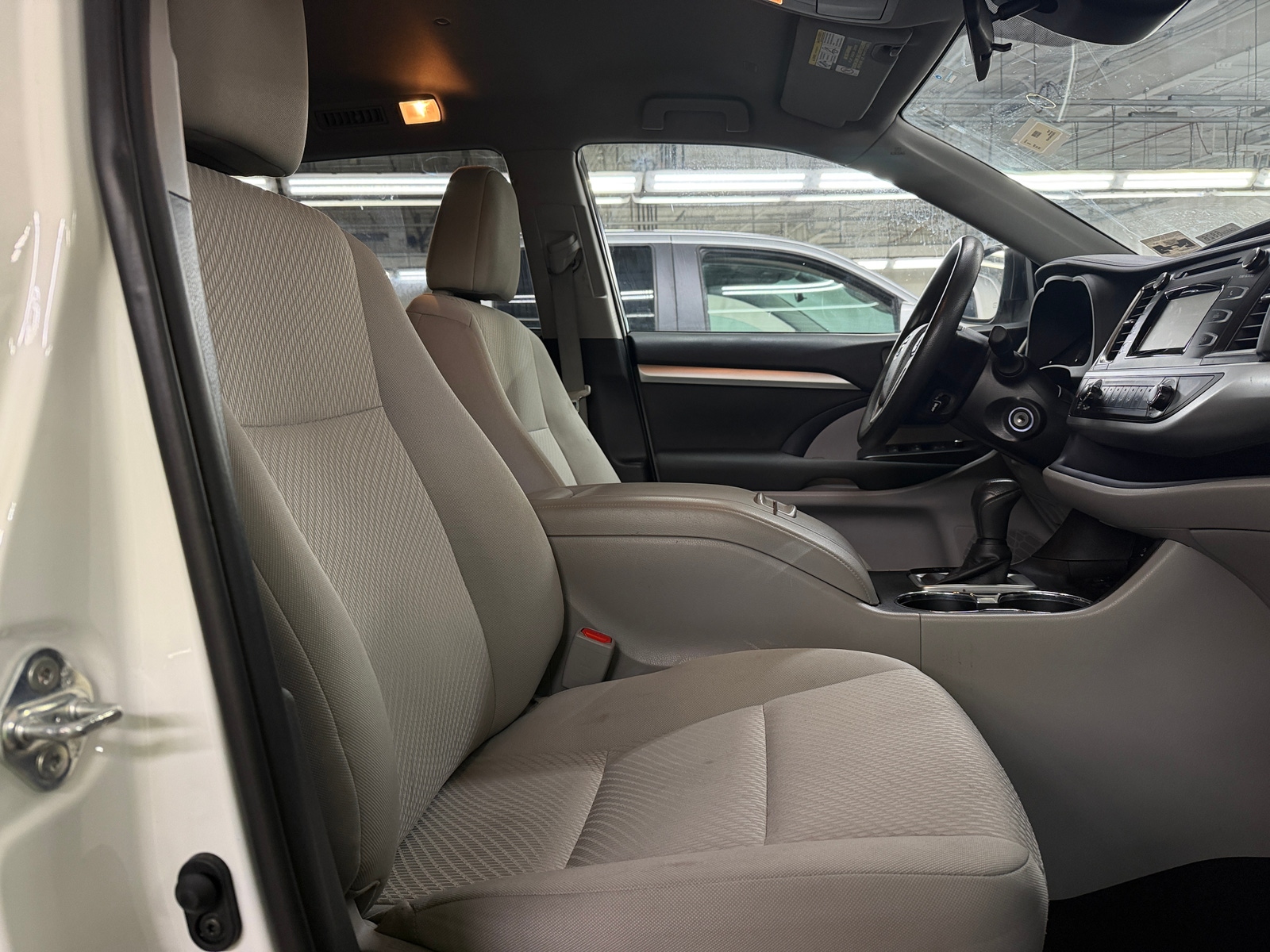 Thumbnail: 2019 Toyota Highlander - 2