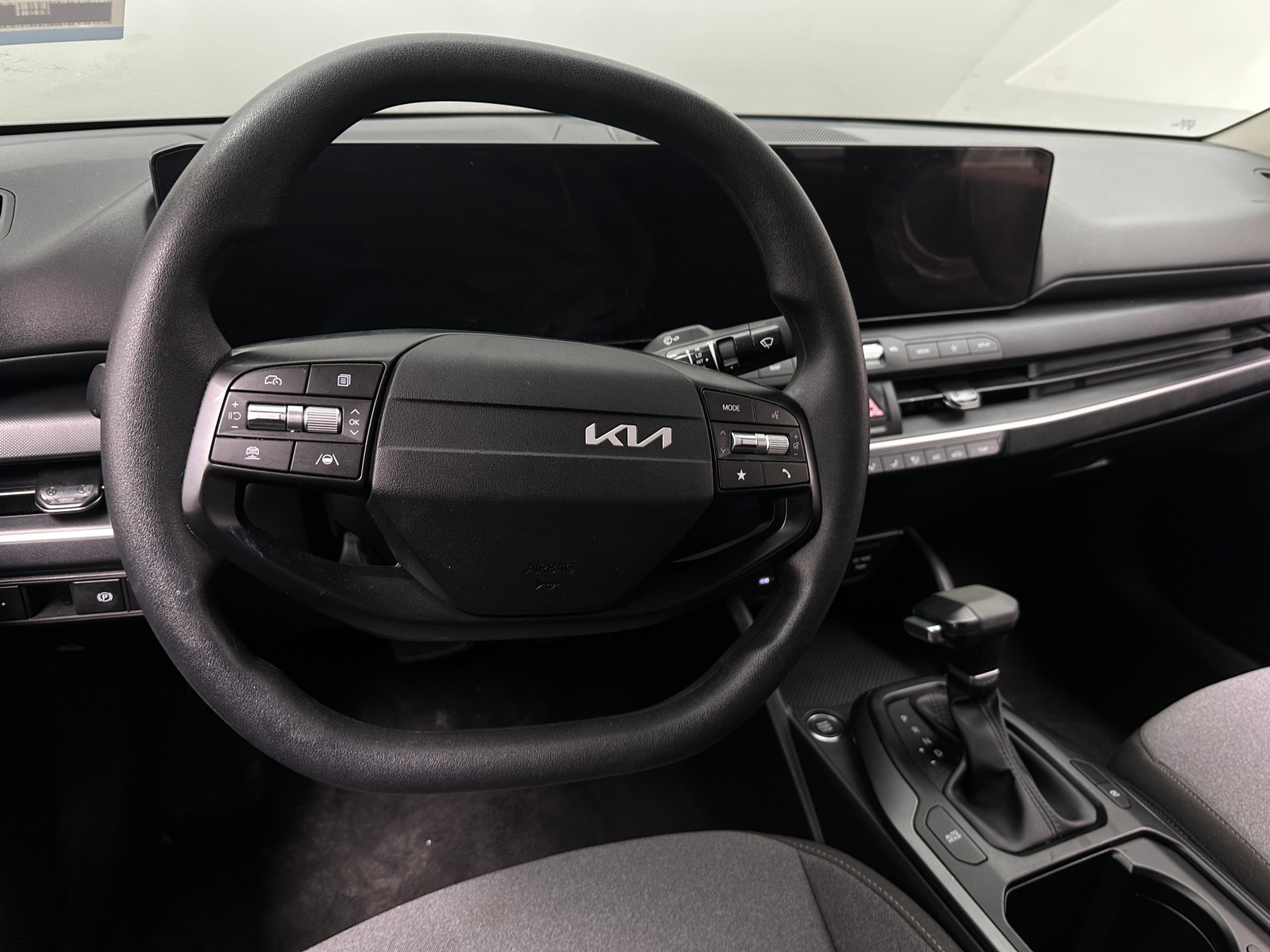 Thumbnail: 2025 Kia K4 - 5