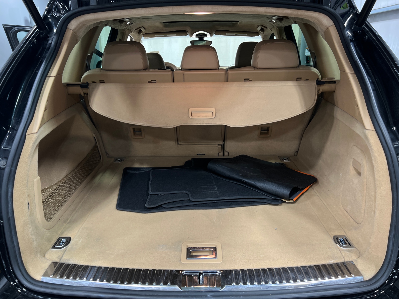 Thumbnail: 2012 Porsche Cayenne - 6