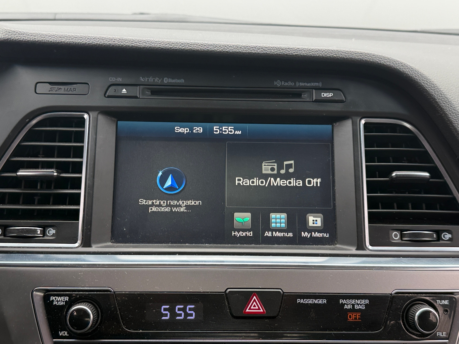 Thumbnail: 2016 Hyundai Sonata - 3