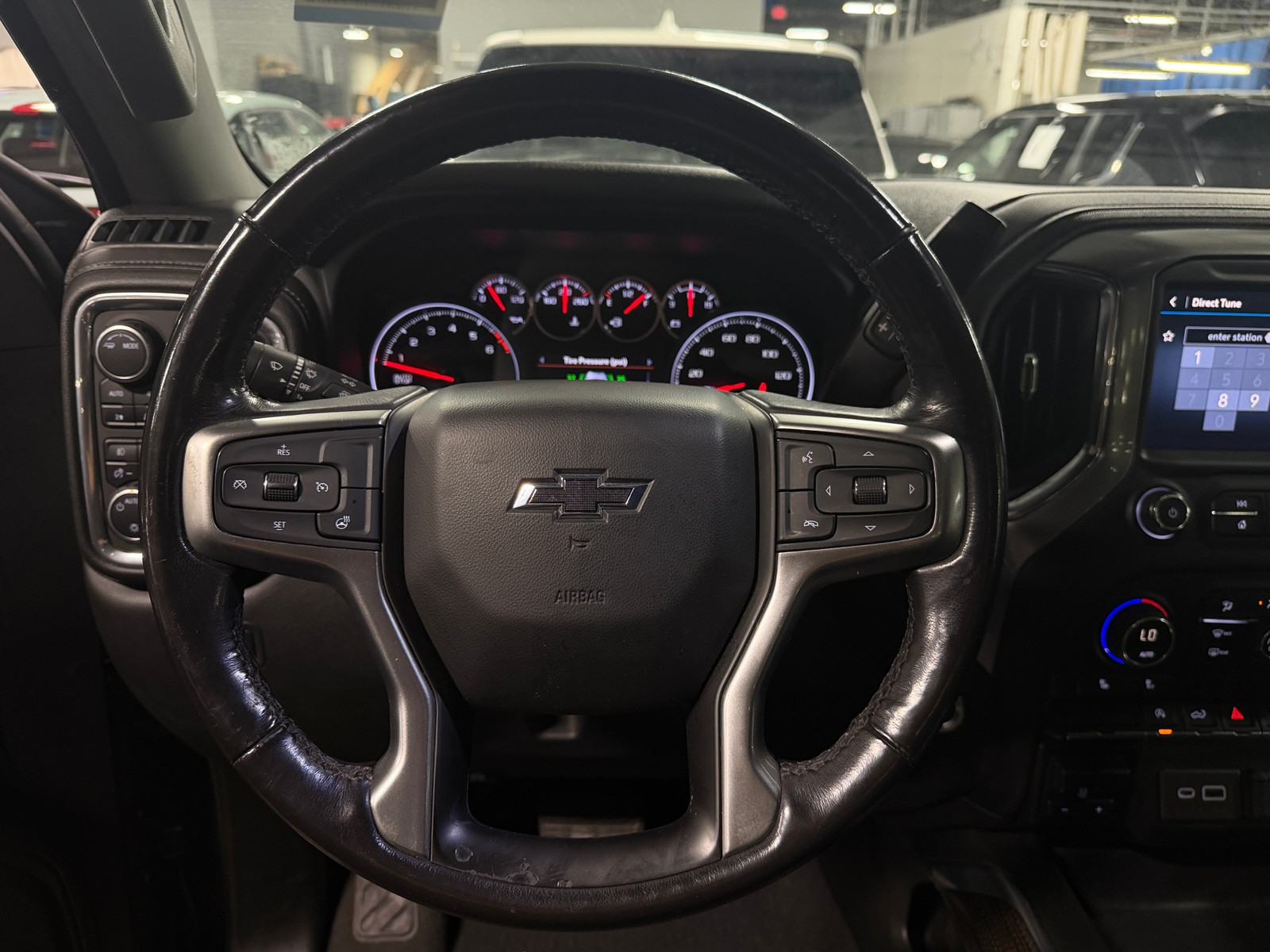 Thumbnail: 2020 Chevrolet Silverado 1500 - 5