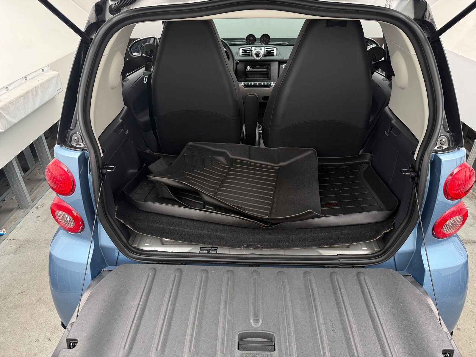 Thumbnail: 2015 smart fortwo - 5