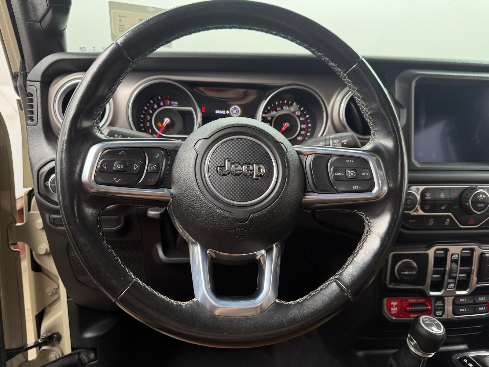 Thumbnail: 2020 Jeep Gladiator - 4