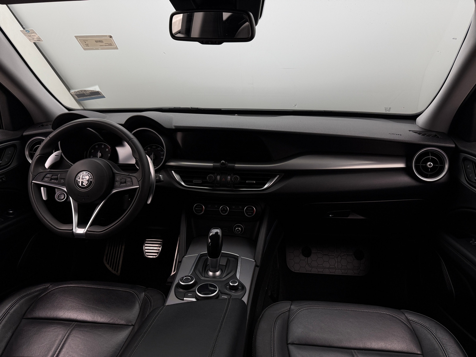 Thumbnail: 2019 Alfa Romeo Stelvio - 2