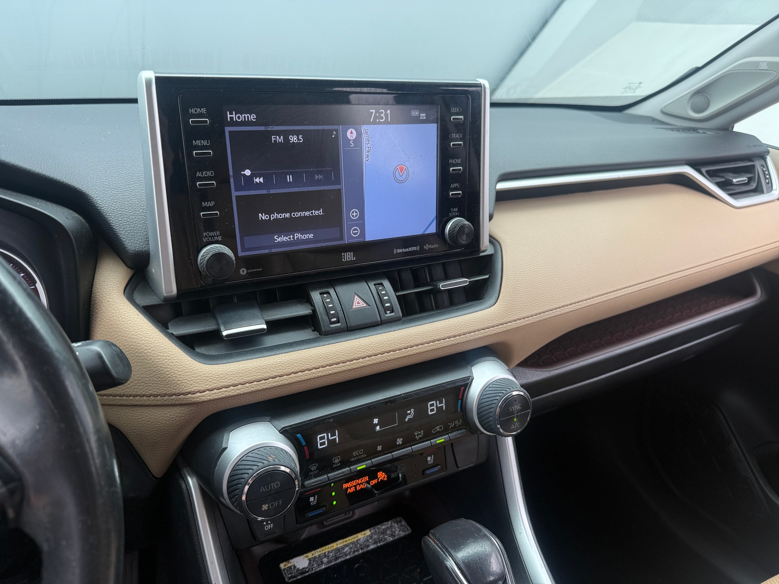 Thumbnail: 2019 Toyota RAV4 - 3