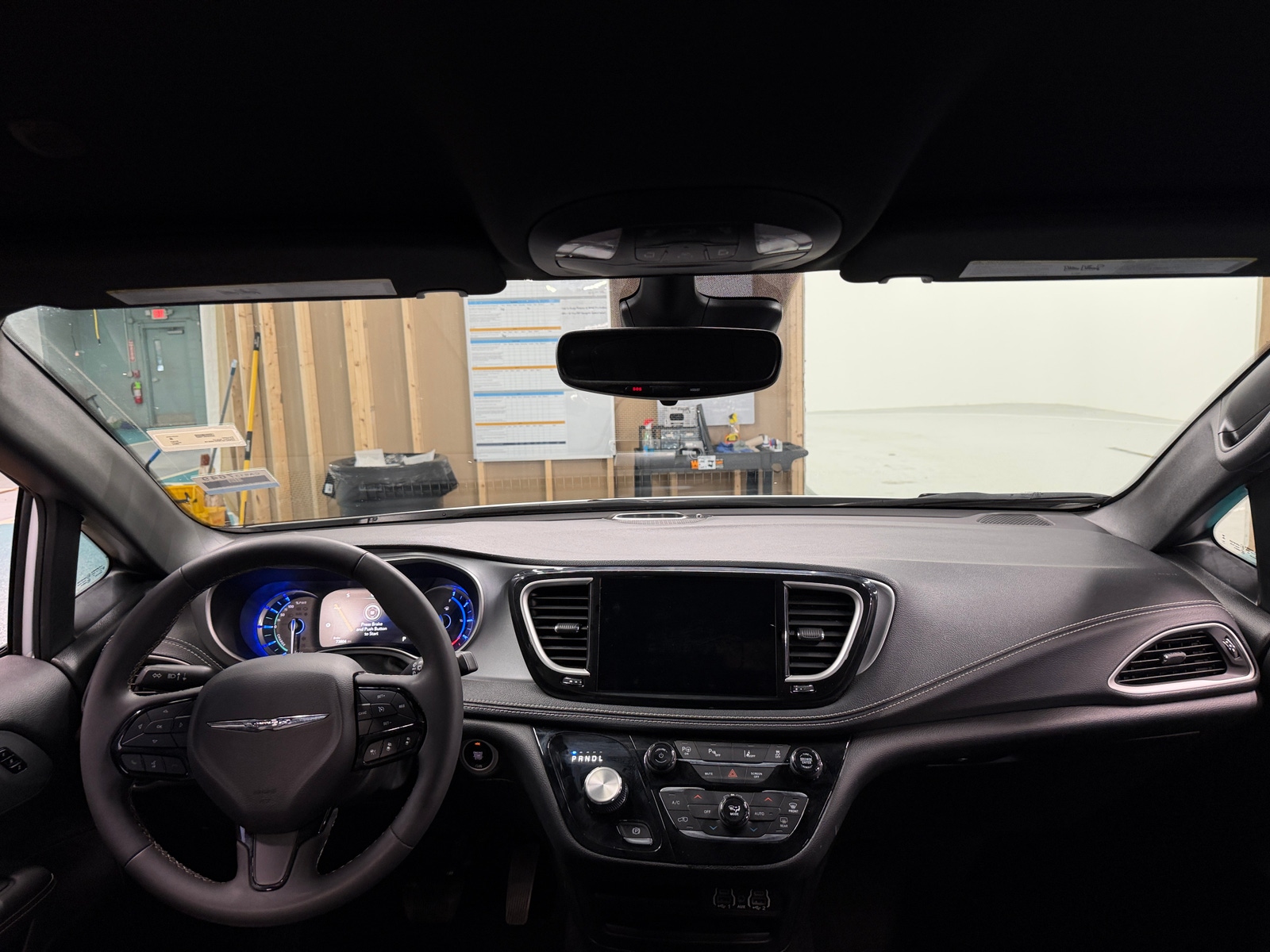 Thumbnail: 2024 Chrysler Pacifica - 2