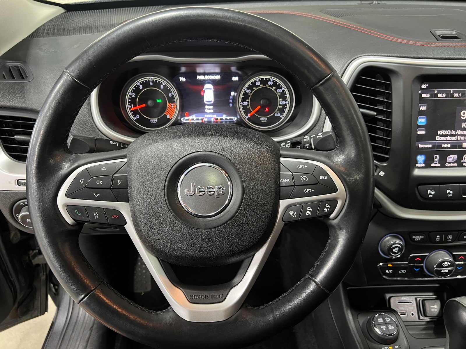 Thumbnail: 2015 Jeep Cherokee - 4