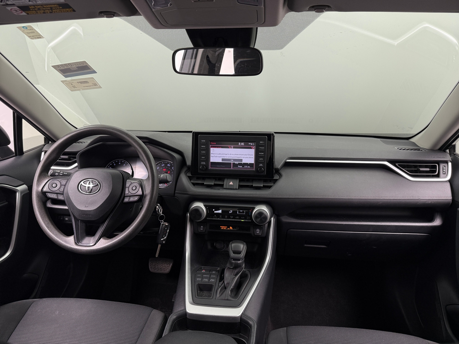 Thumbnail: 2019 Toyota RAV4 - 3