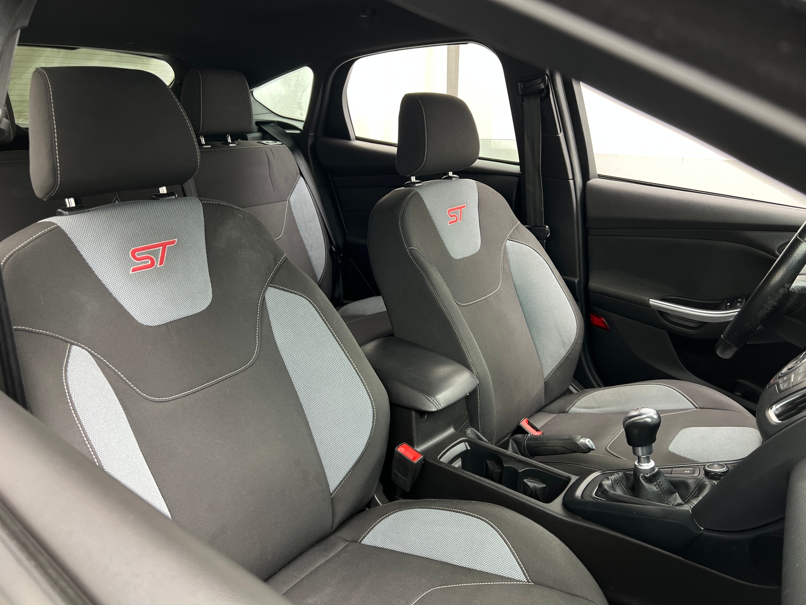 Thumbnail: 2015 Ford Focus - 2