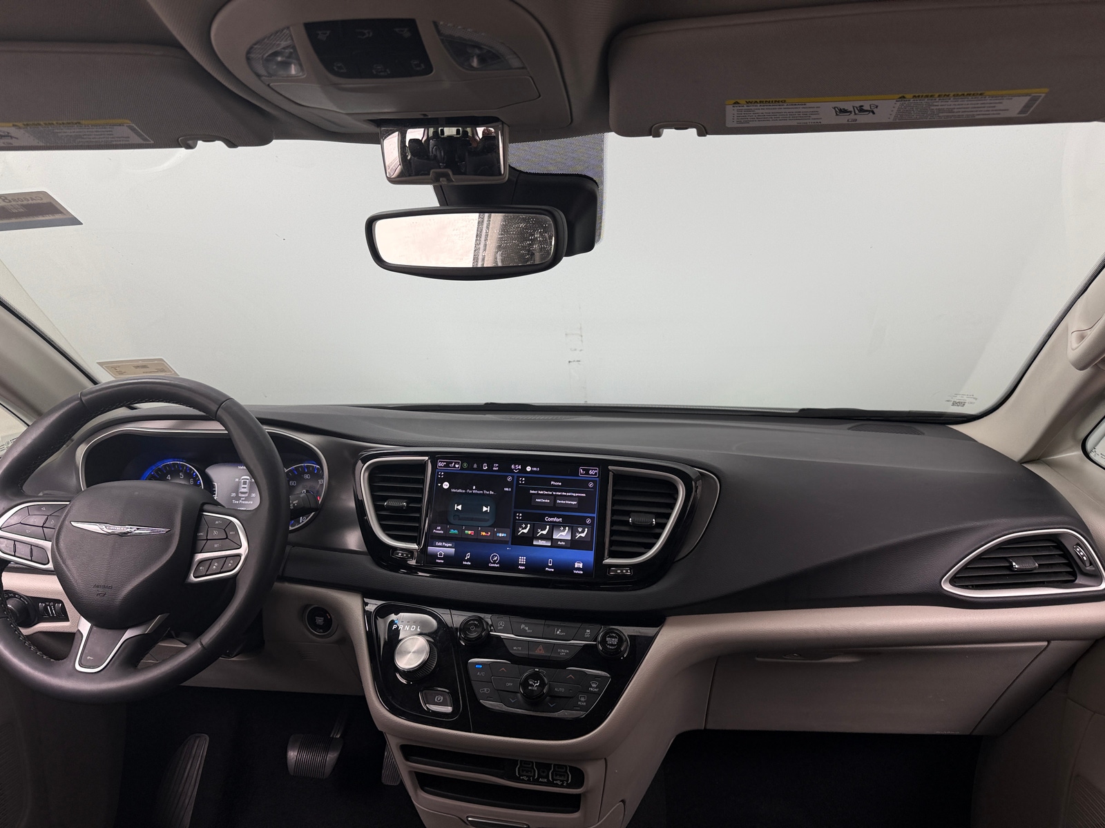 Thumbnail: 2023 Chrysler Pacifica - 2