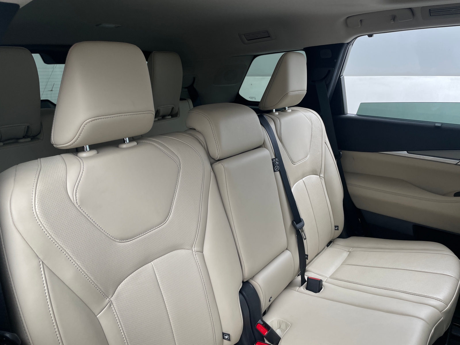 Thumbnail: 2023 INFINITI QX60 - 5