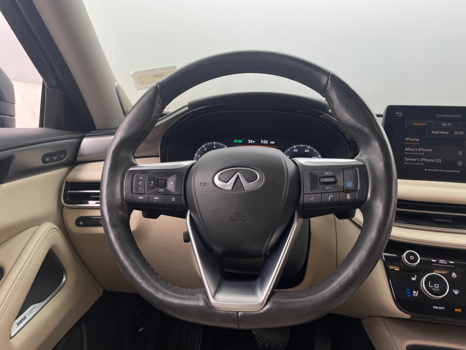 Thumbnail: 2023 INFINITI QX60 - 4