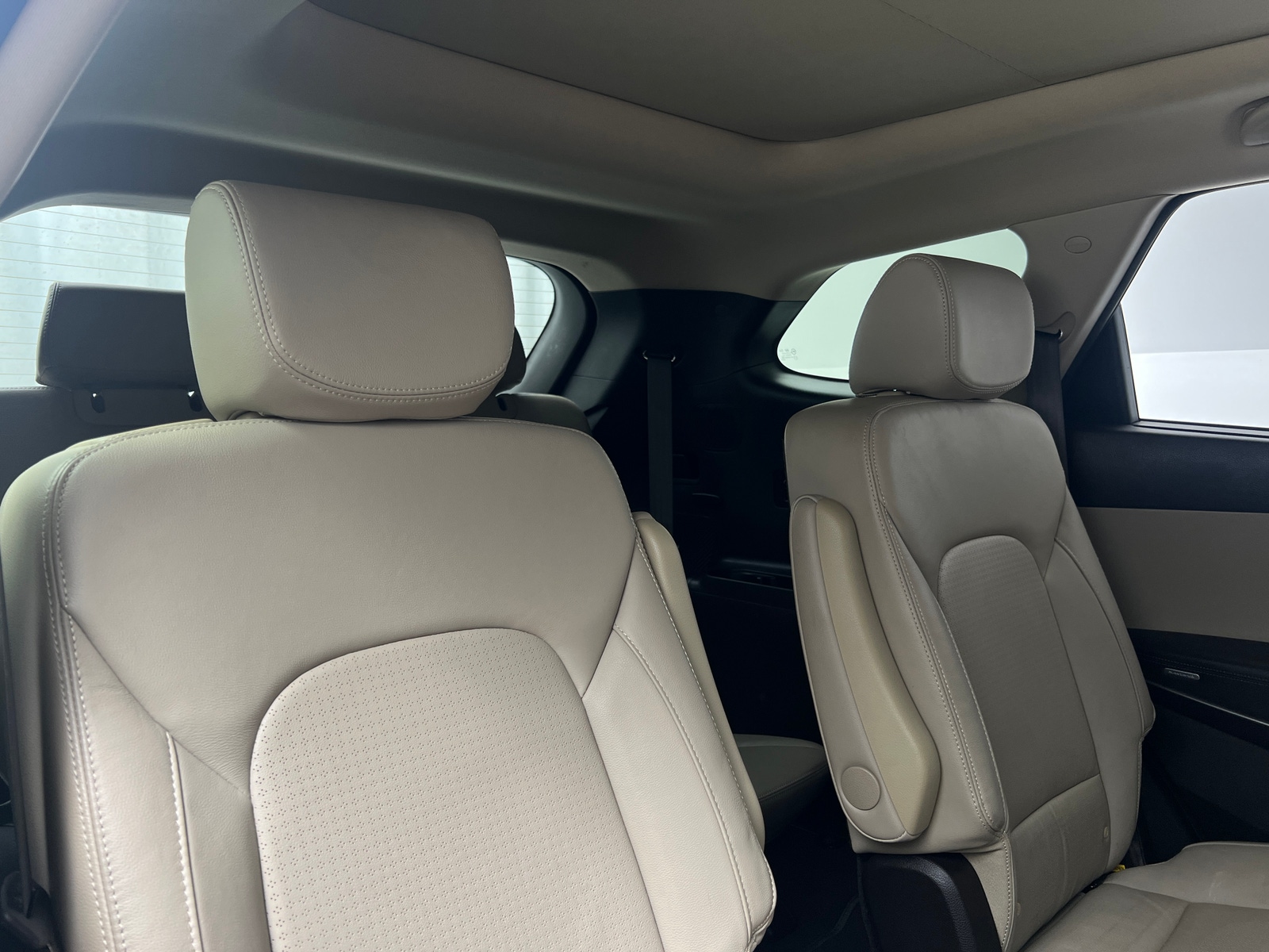 Thumbnail: 2013 Hyundai Santa Fe - 5
