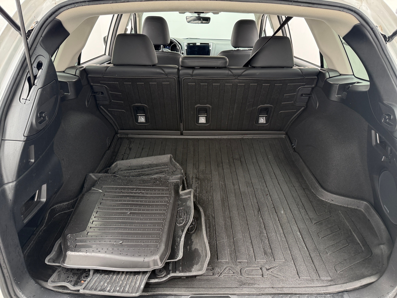 Thumbnail: 2019 Subaru Outback - 6