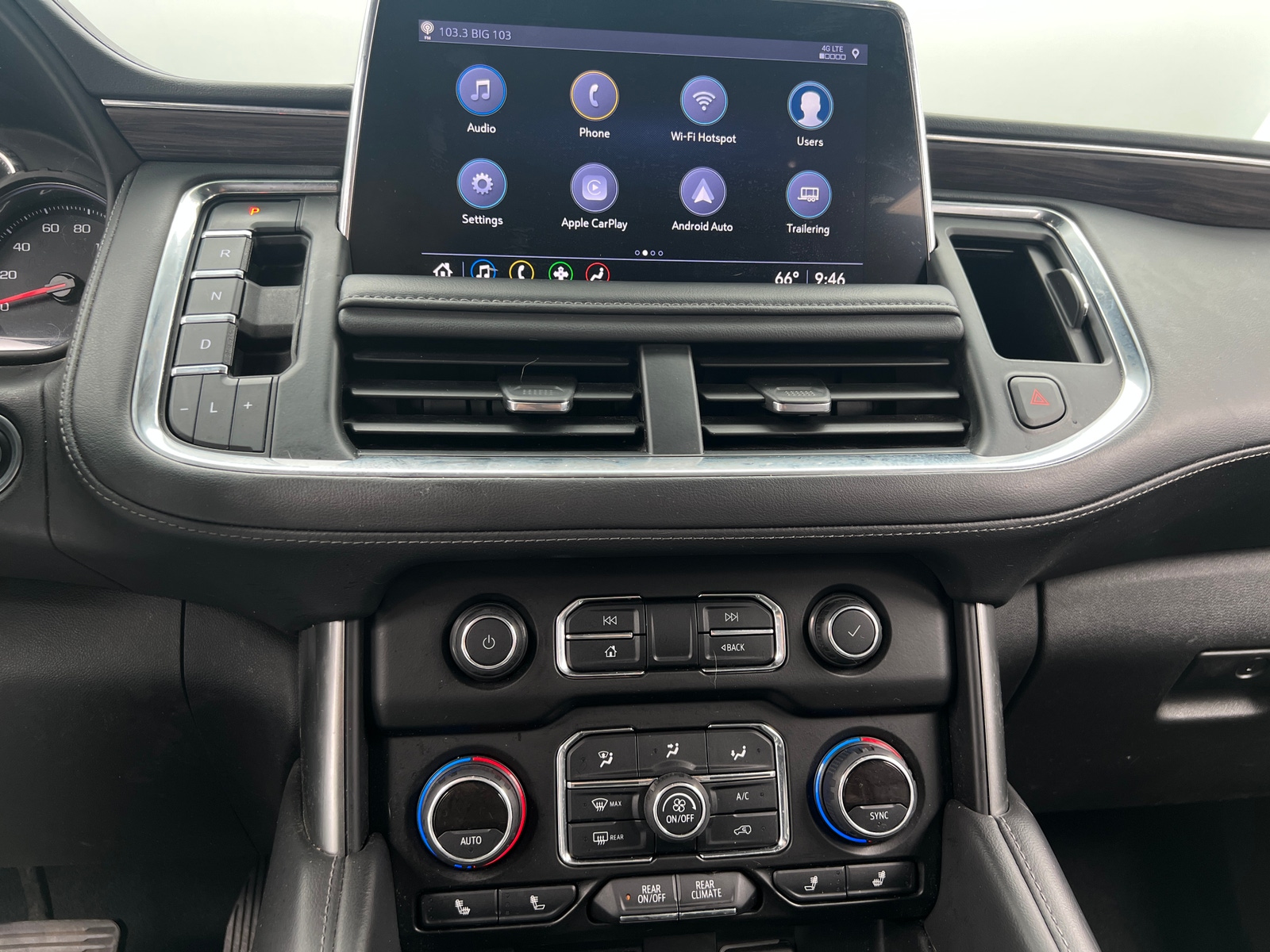 Thumbnail: 2021 Chevrolet Suburban - 3