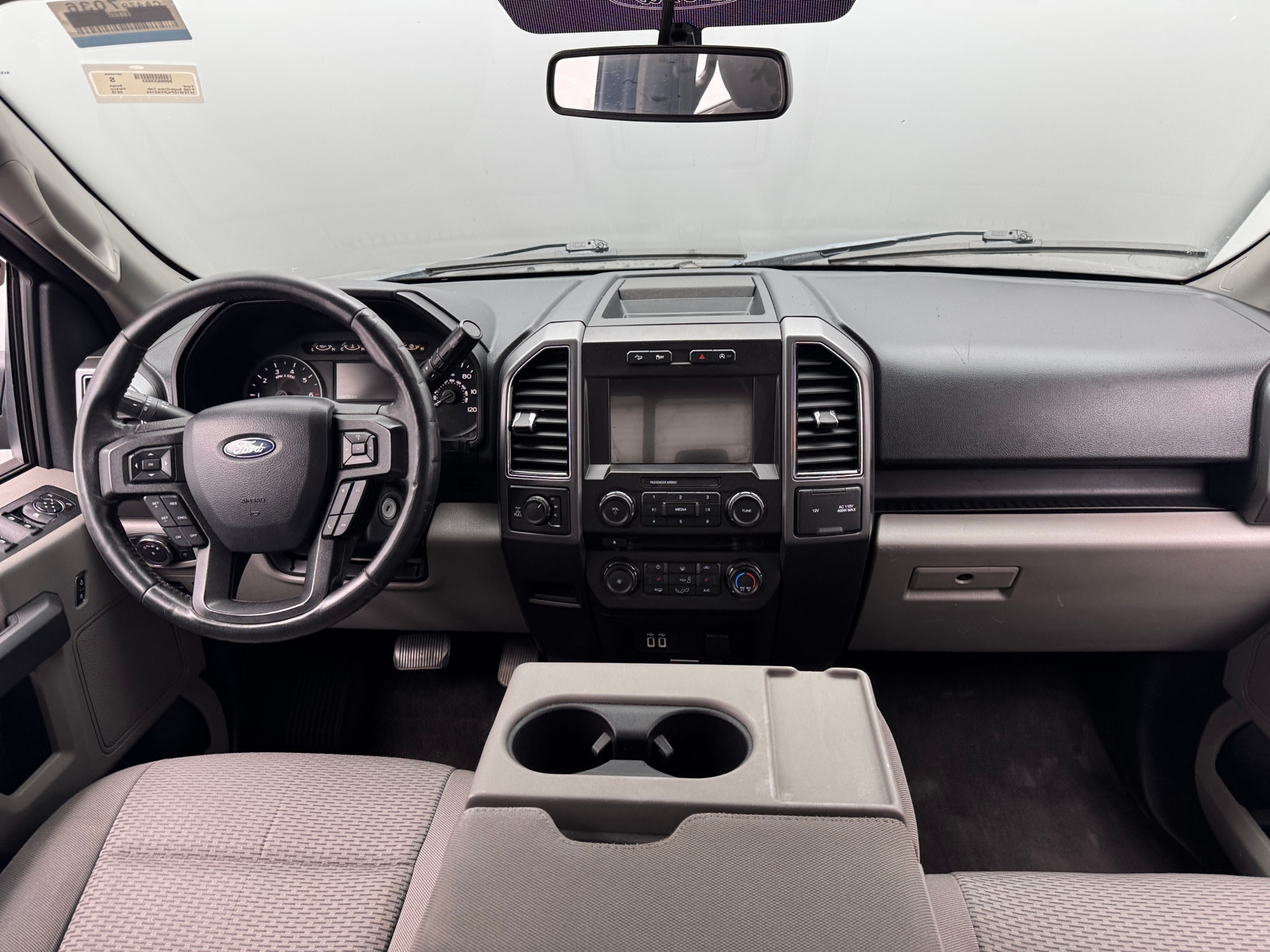 Thumbnail: 2018 Ford Econoline - 3