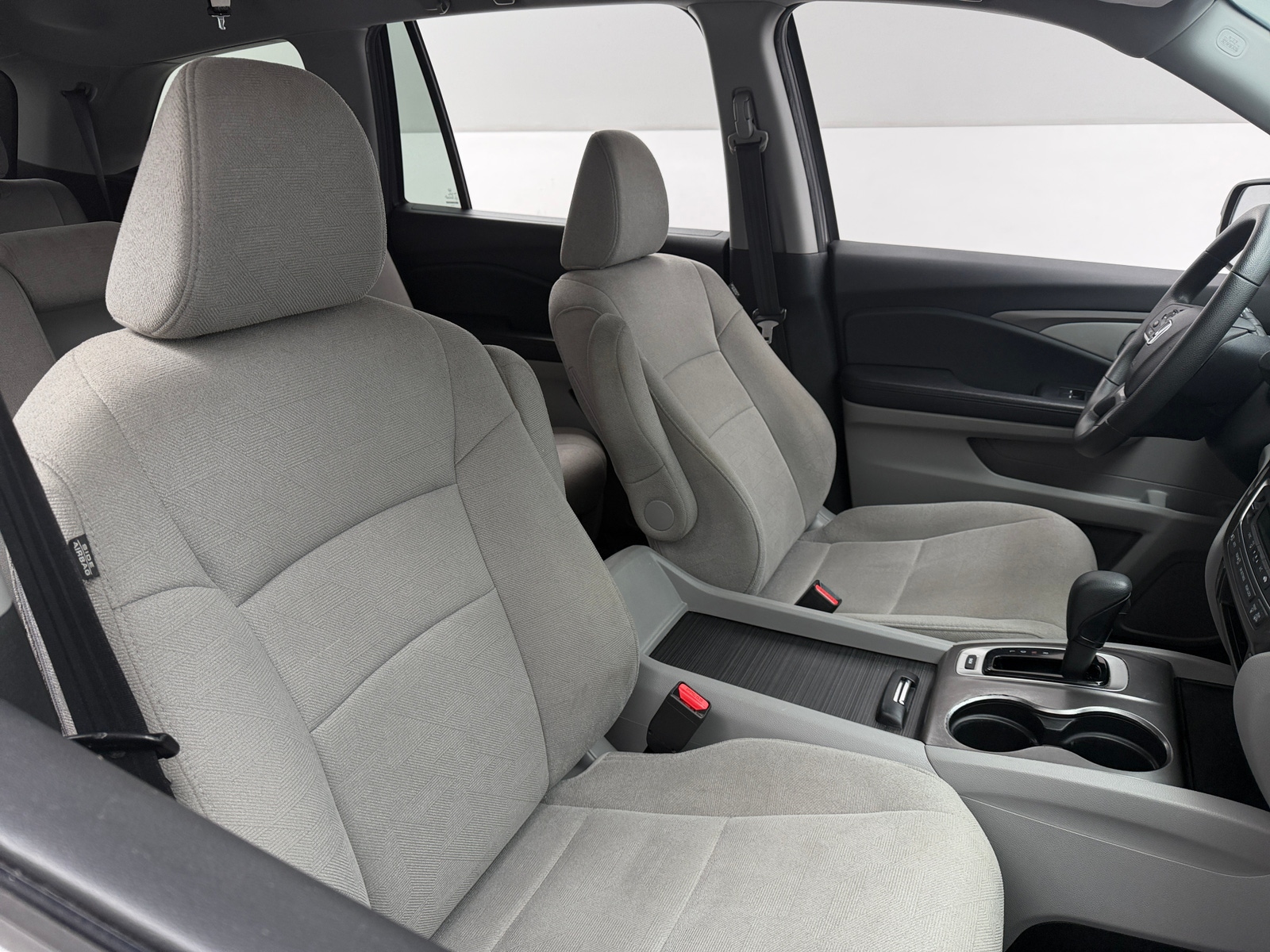Thumbnail: 2019 Honda Pilot - 2