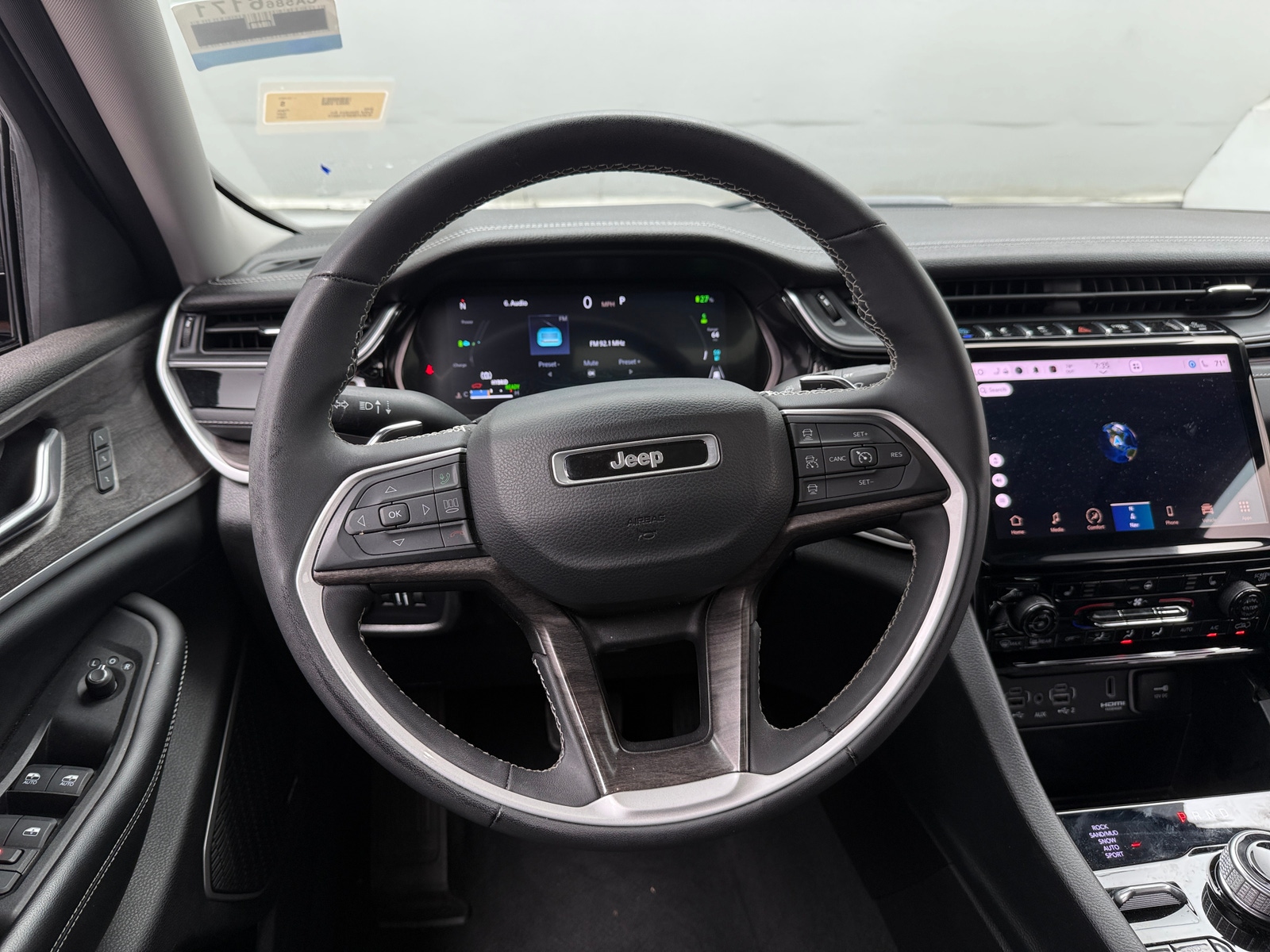 Thumbnail: 2023 Jeep Grand Cherokee - 4