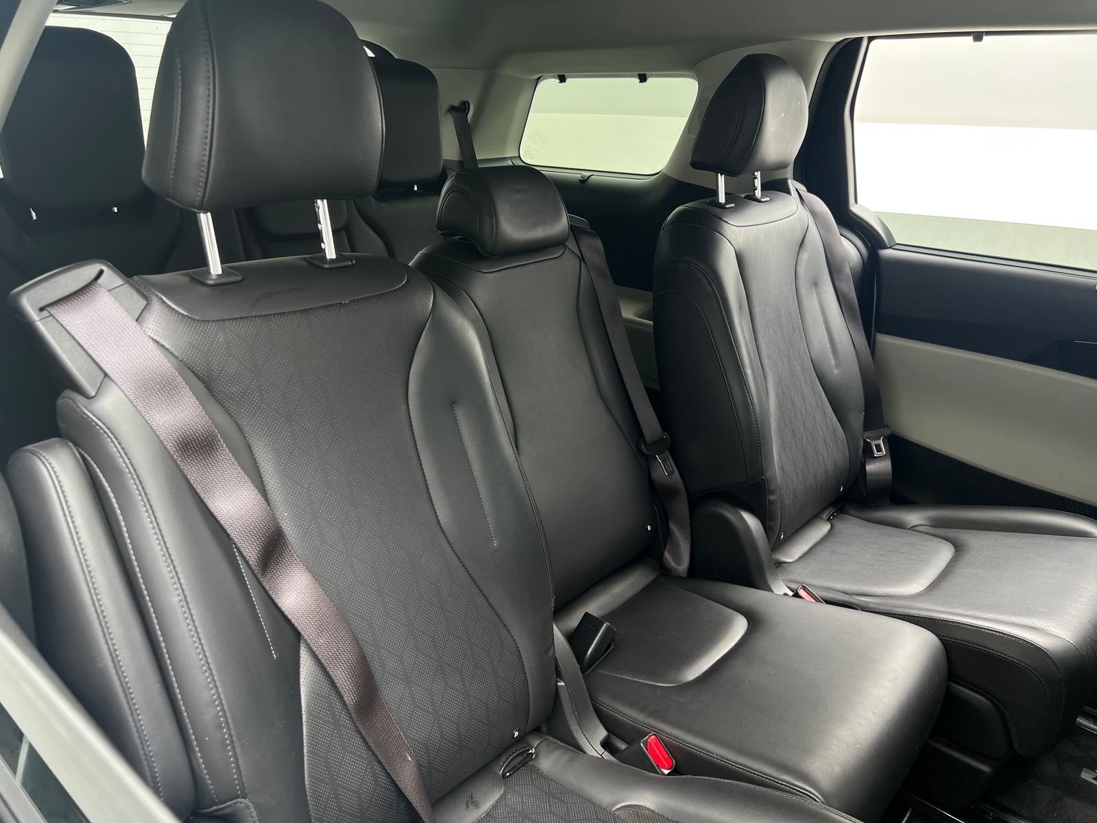 Thumbnail: 2024 Kia Carnival - 5