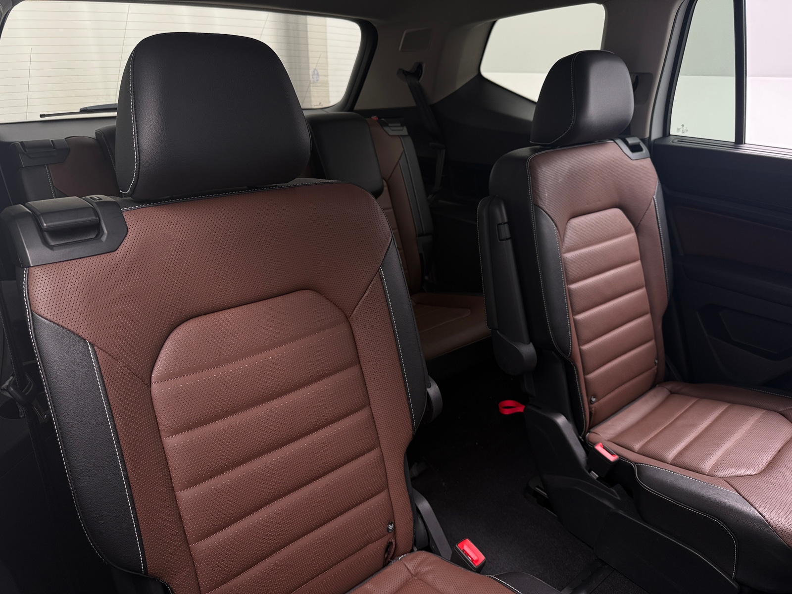 Thumbnail: 2021 Volkswagen Atlas - 6