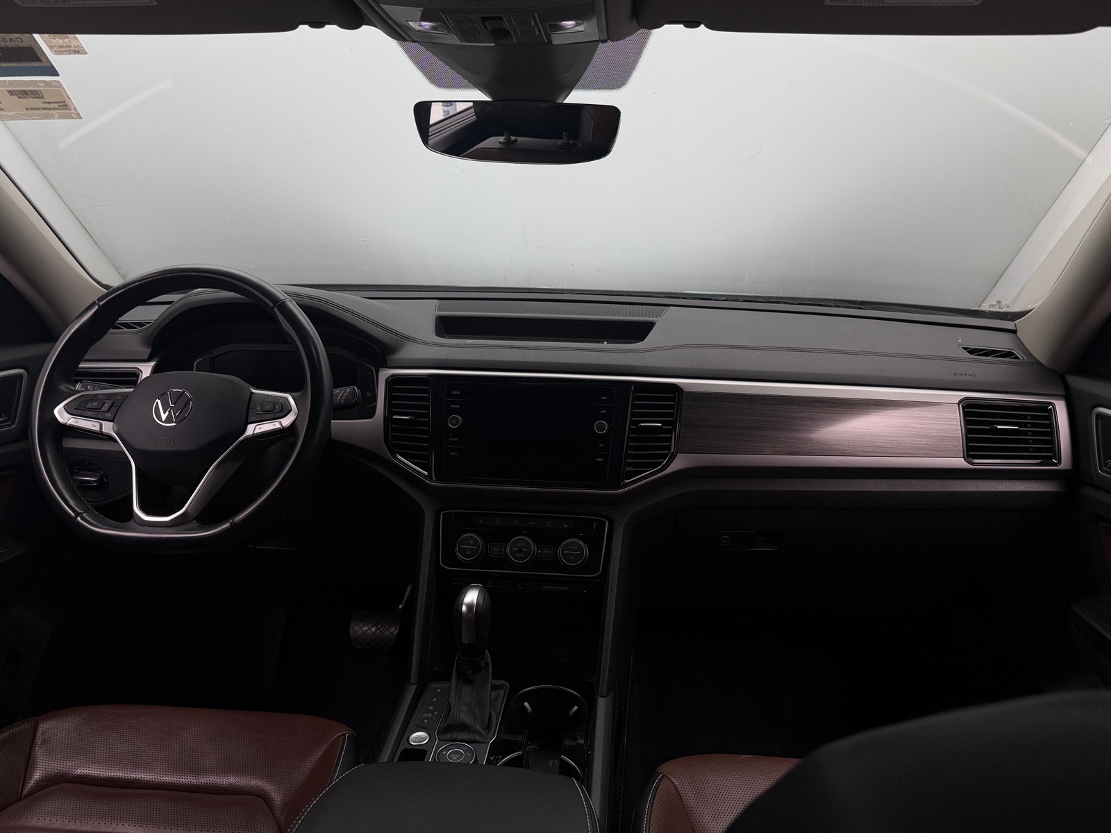 Thumbnail: 2021 Volkswagen Atlas - 3