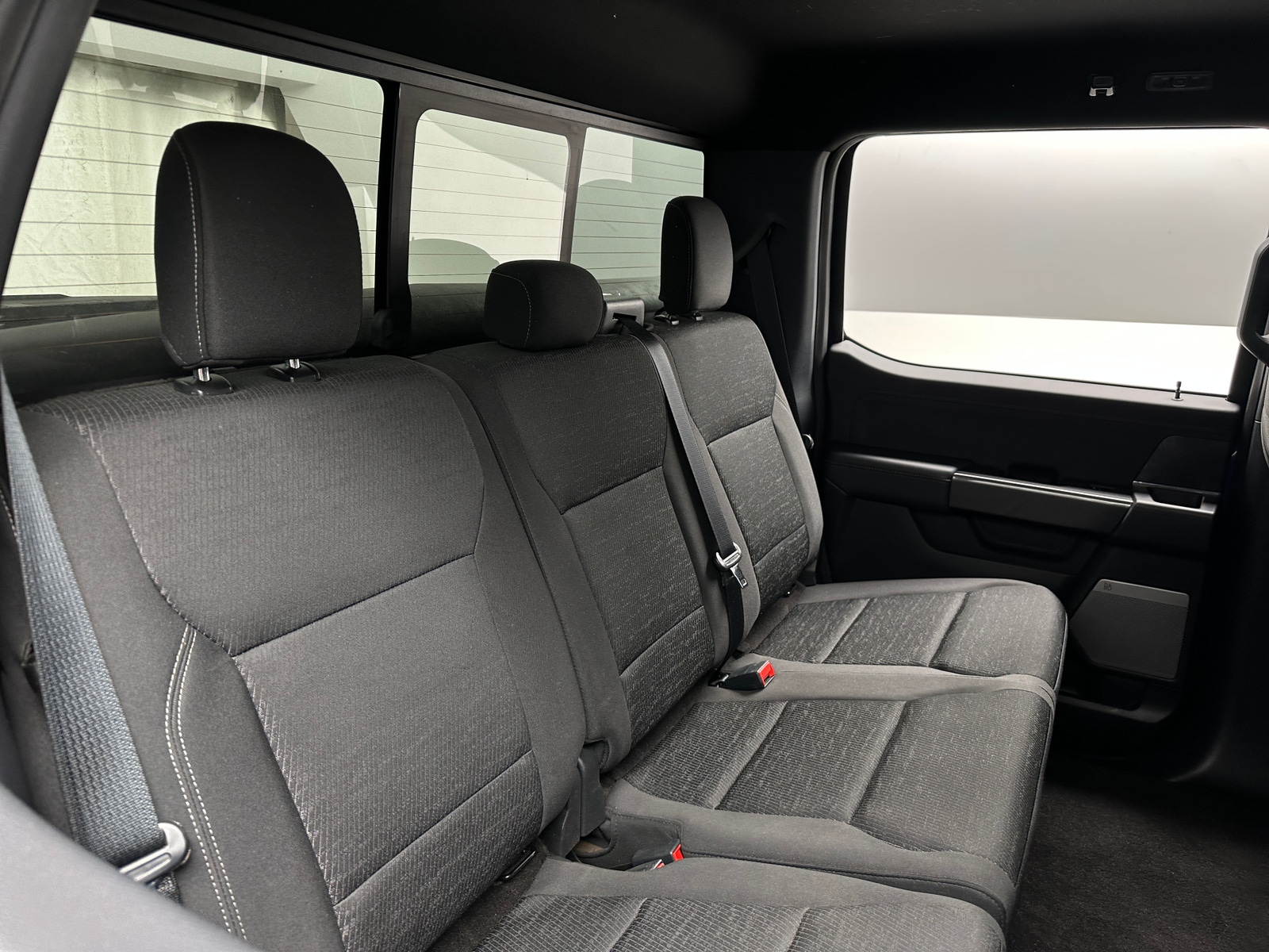 Thumbnail: 2022 Ford Econoline - 6
