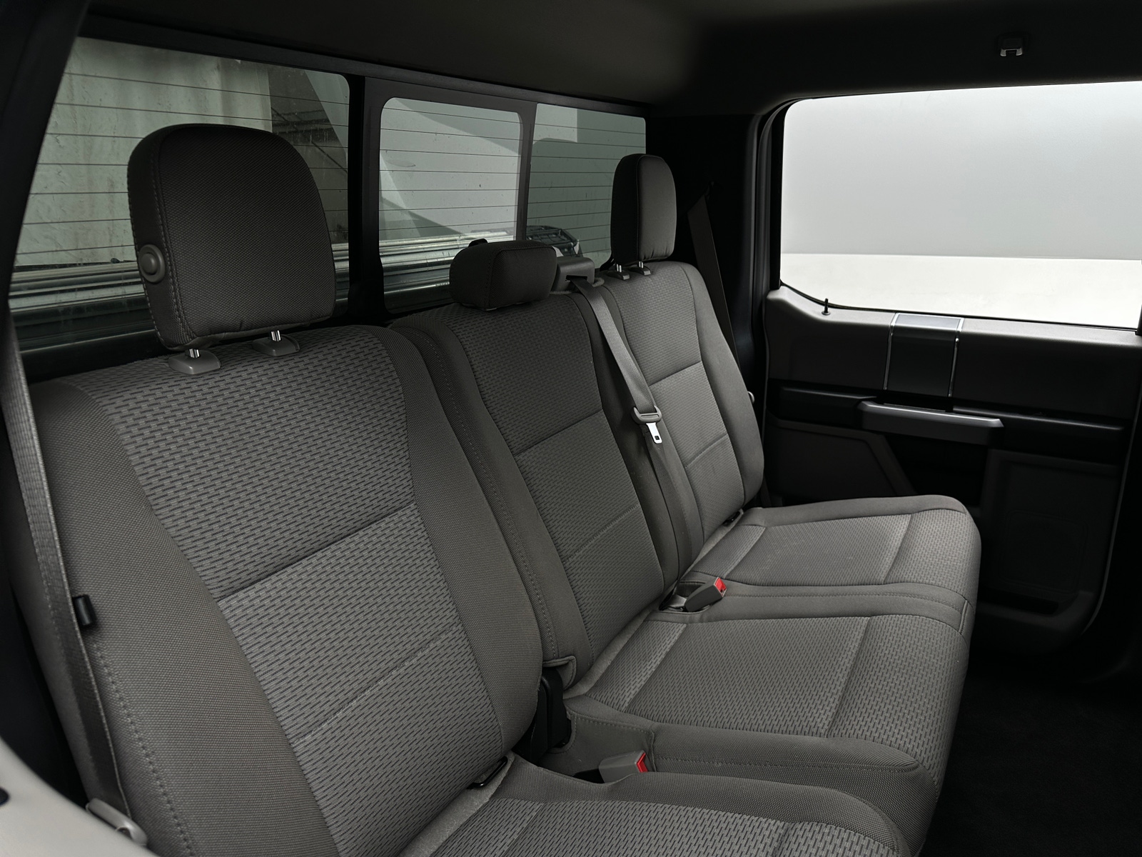 Thumbnail: 2018 Ford Econoline - 6