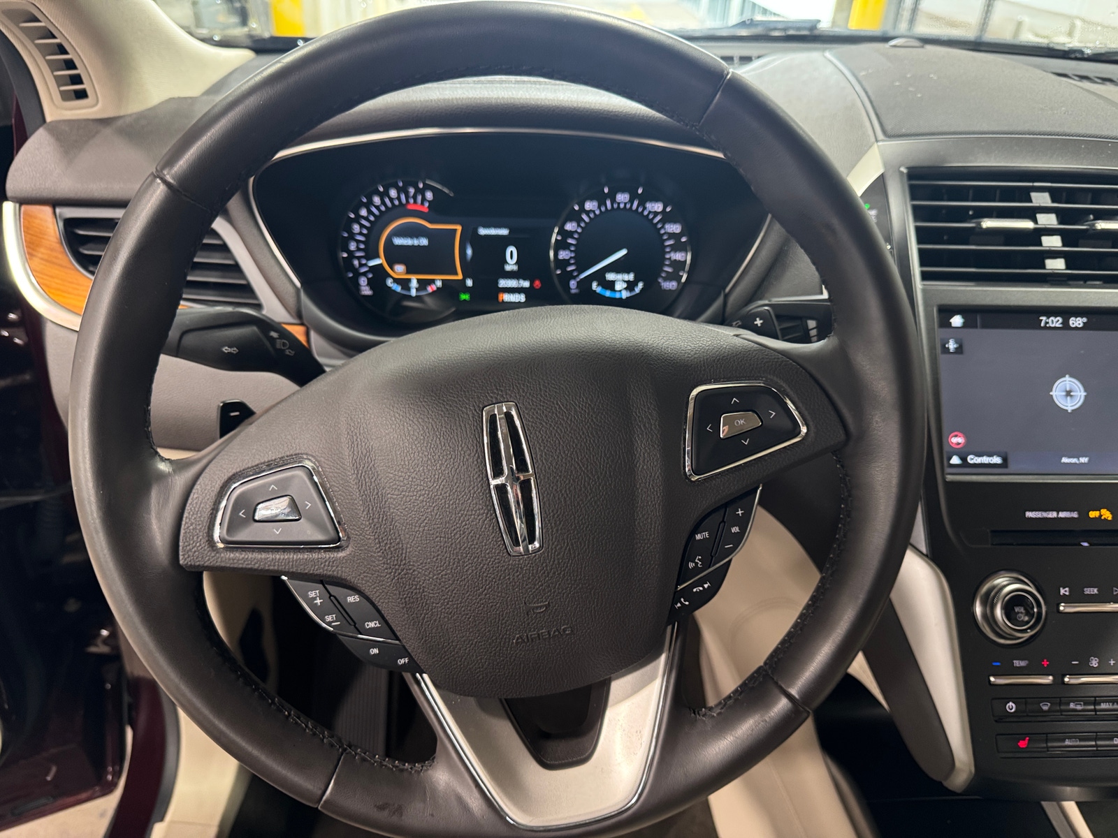 Thumbnail: 2019 Lincoln MKC - 4