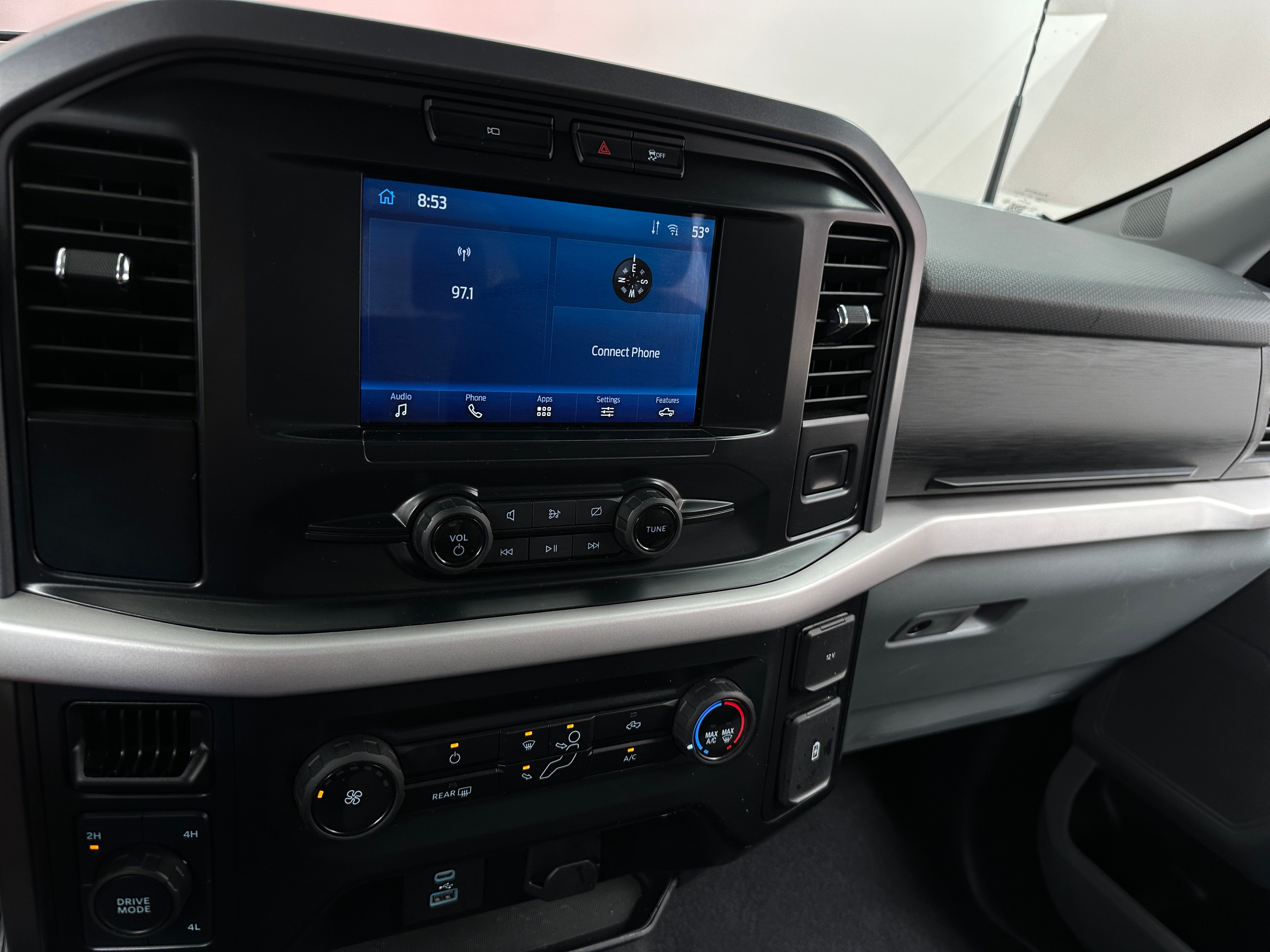 2023 Ford F-150 XLT - Photo 14