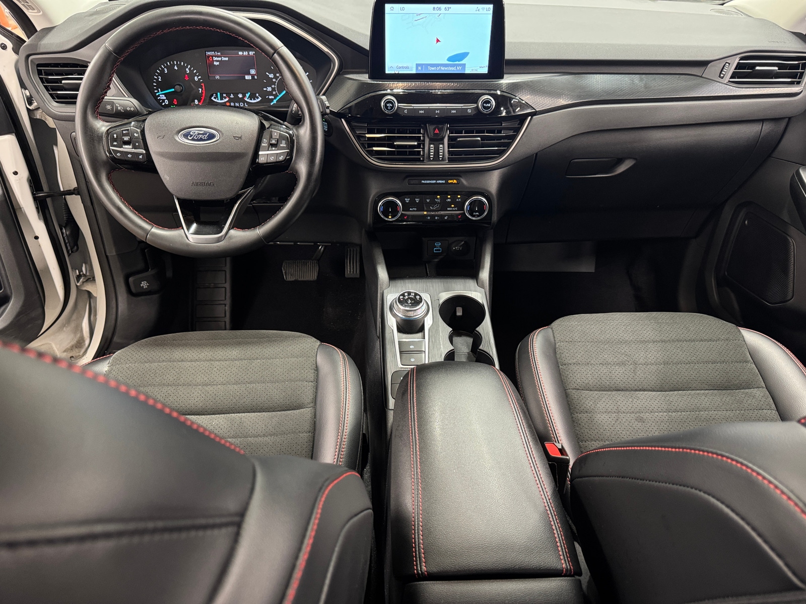 Thumbnail: 2022 Ford Escape - 2