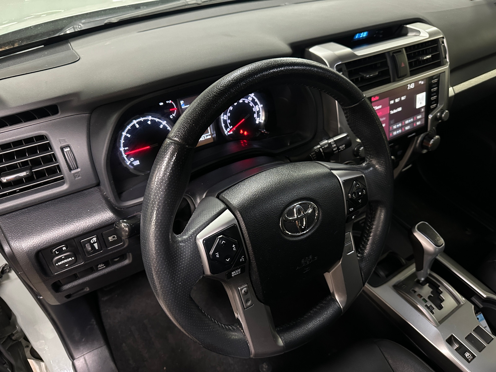 Thumbnail: 2022 Toyota 4Runner - 5