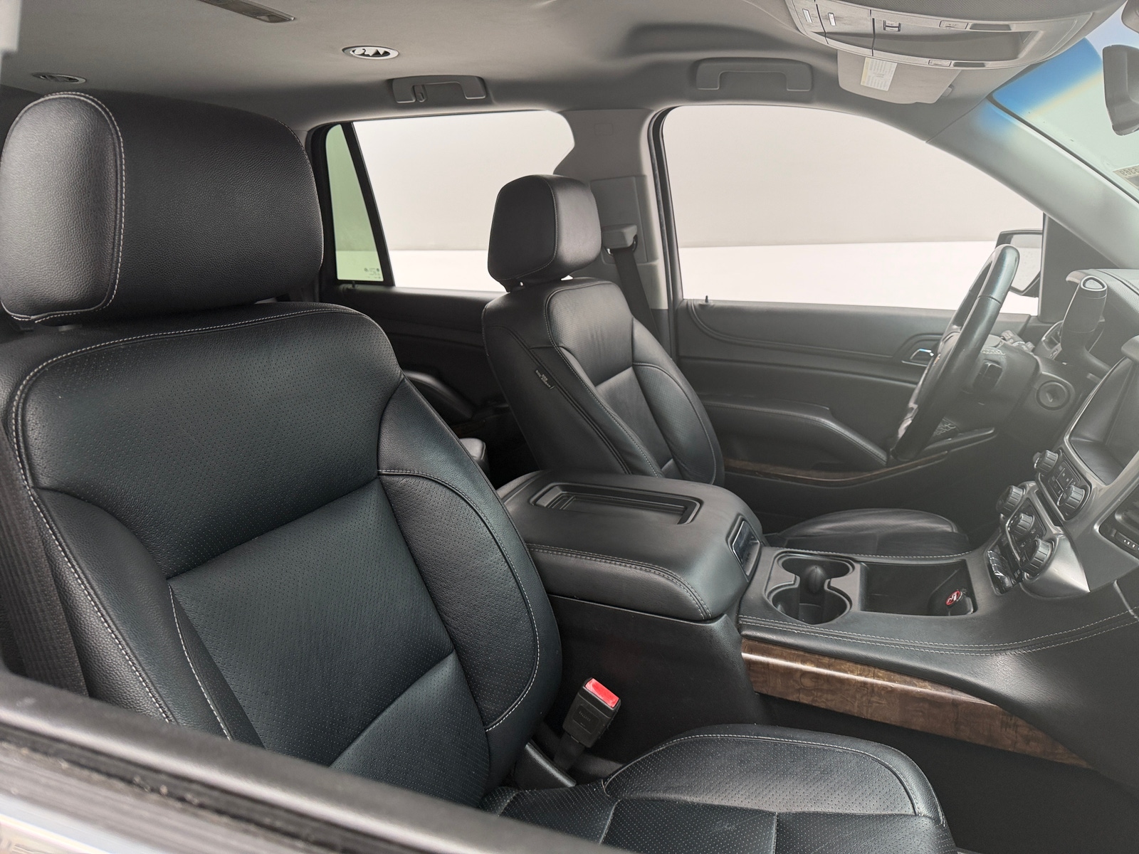 Thumbnail: 2019 Chevrolet Tahoe - 2