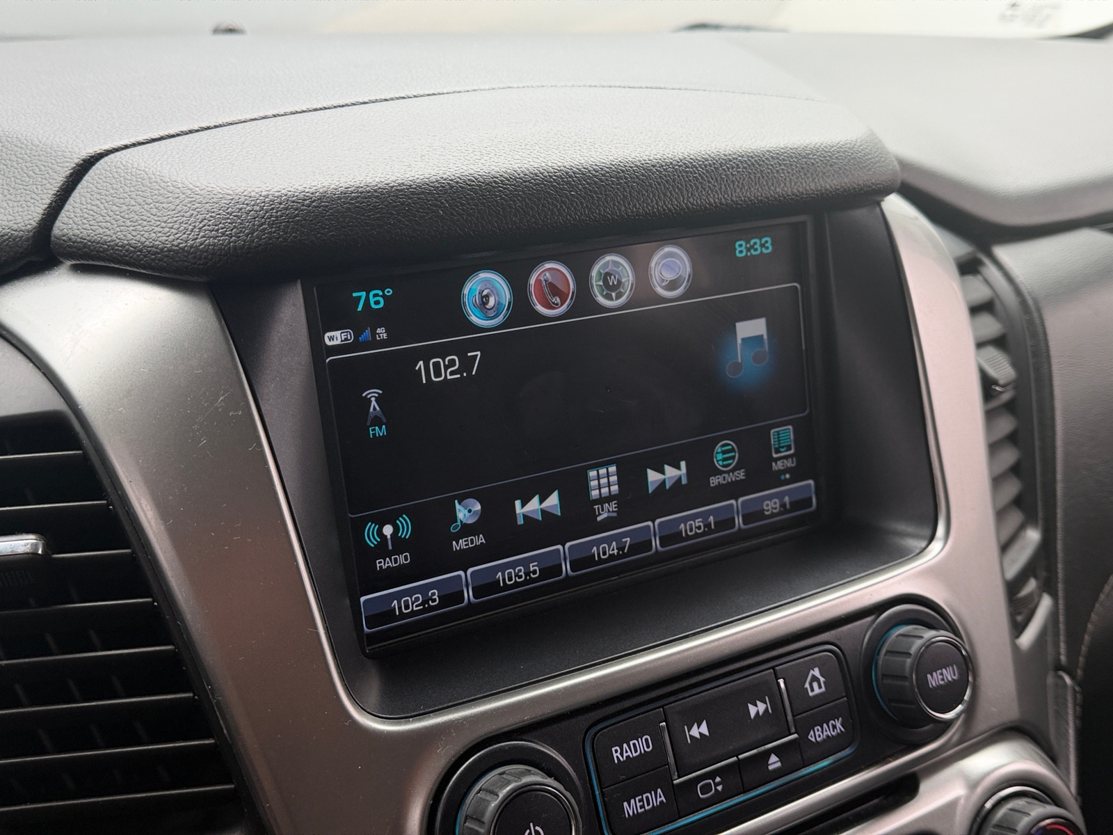 Thumbnail: 2019 Chevrolet Tahoe - 4
