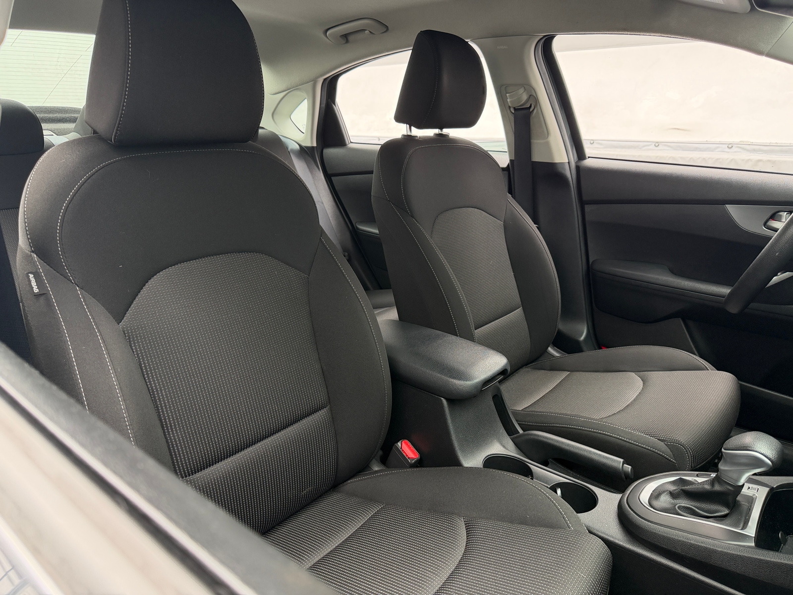 Thumbnail: 2021 Kia Forte - 2