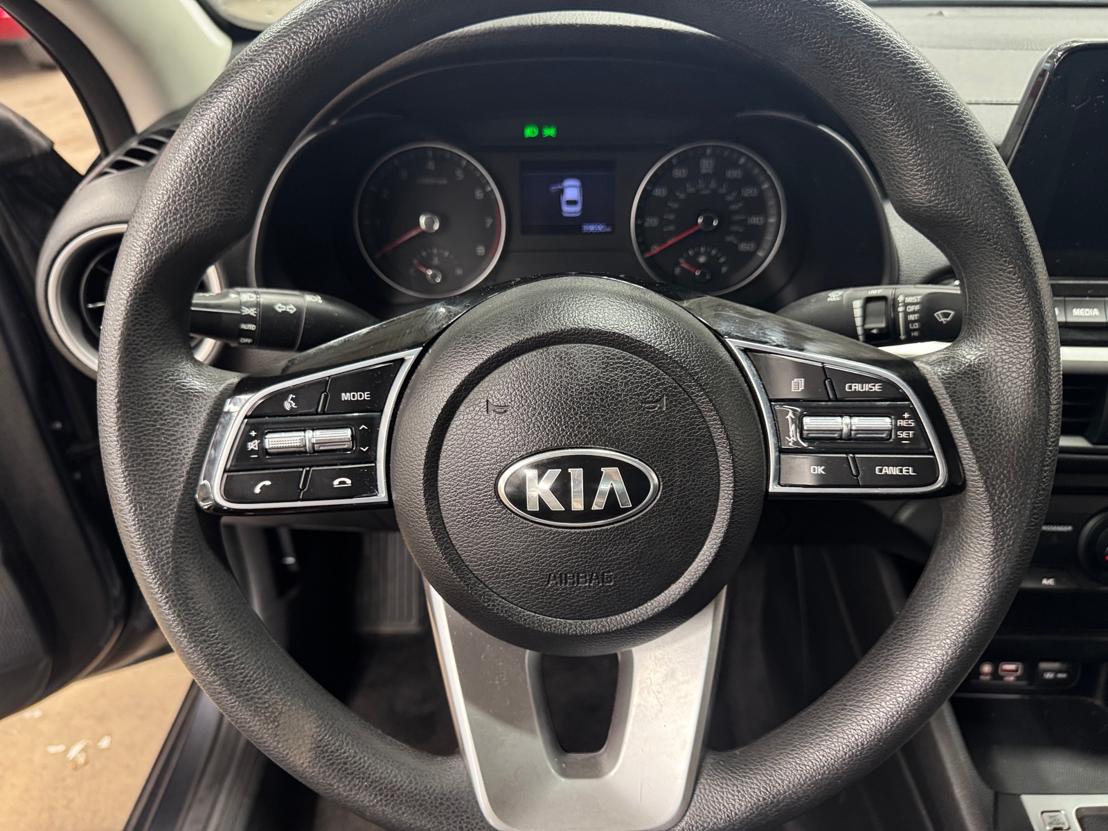 Thumbnail: 2021 Kia Forte - 5
