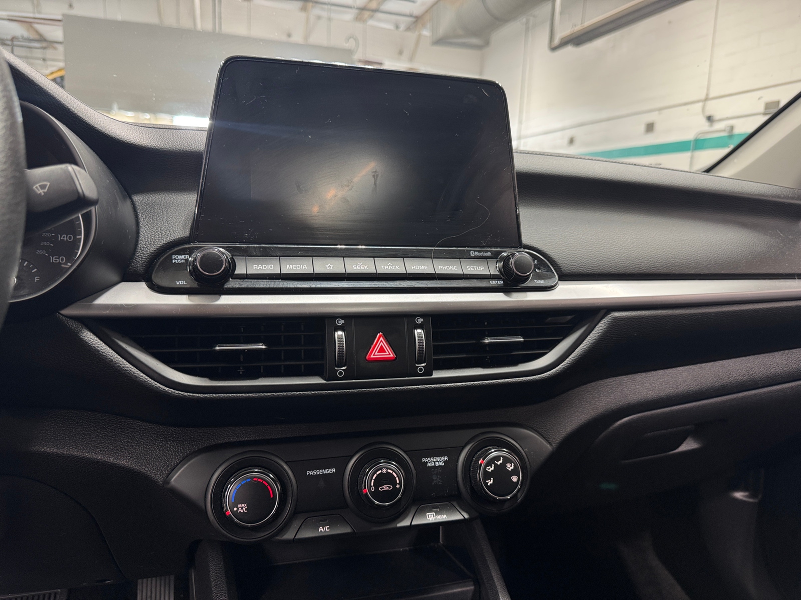 Thumbnail: 2021 Kia Forte - 4