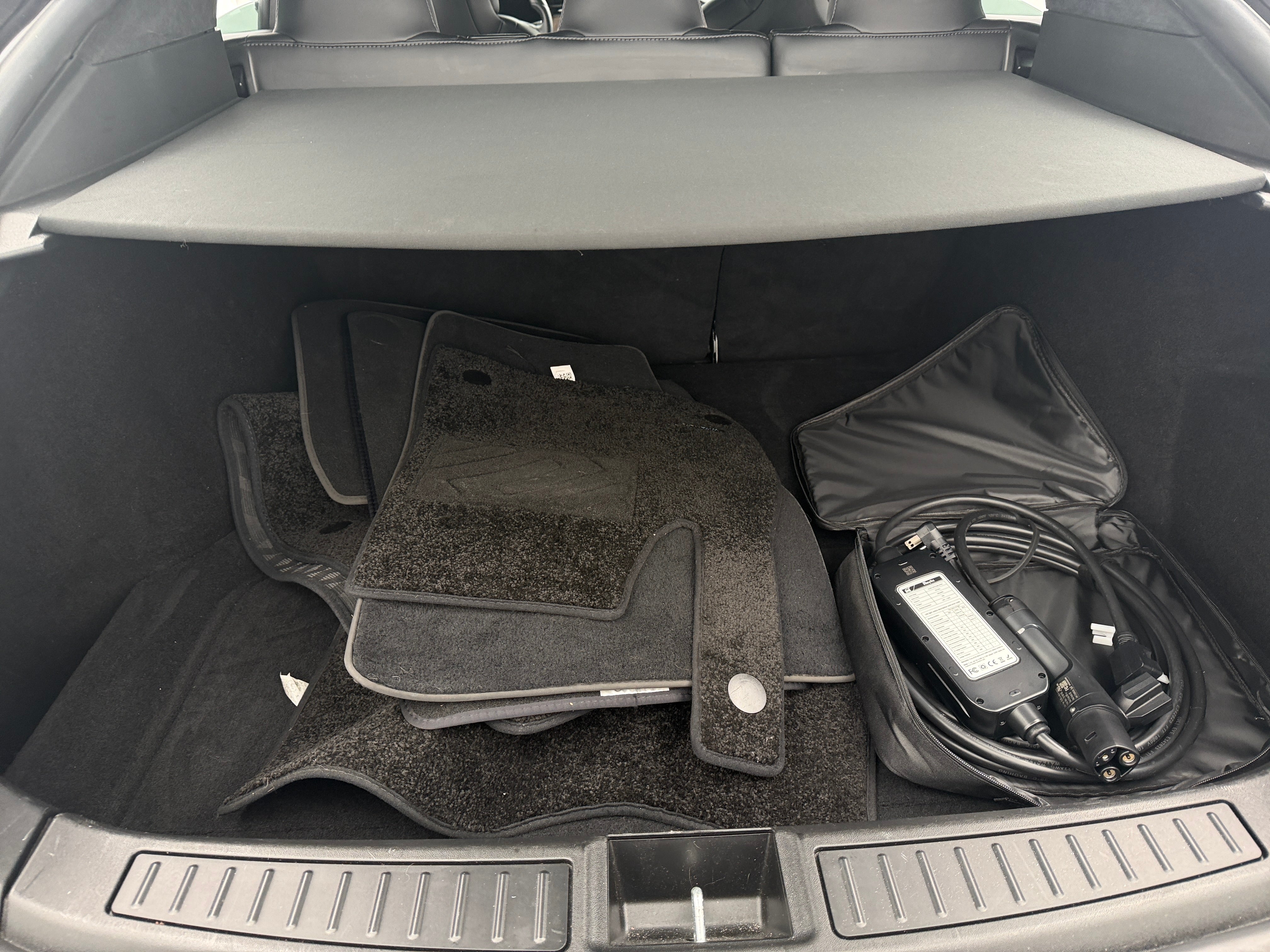 Used 2018 Tesla Model S 75D with VIN 5YJSA1E28JF276144 for sale in Auburn, WA