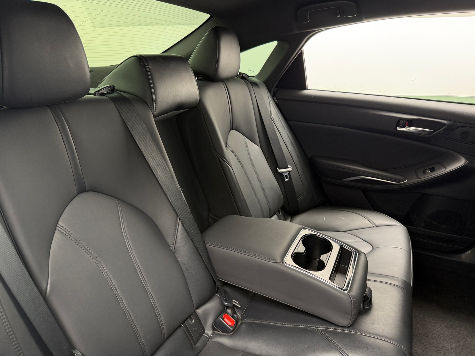 Thumbnail: 2021 Toyota Avalon - 6