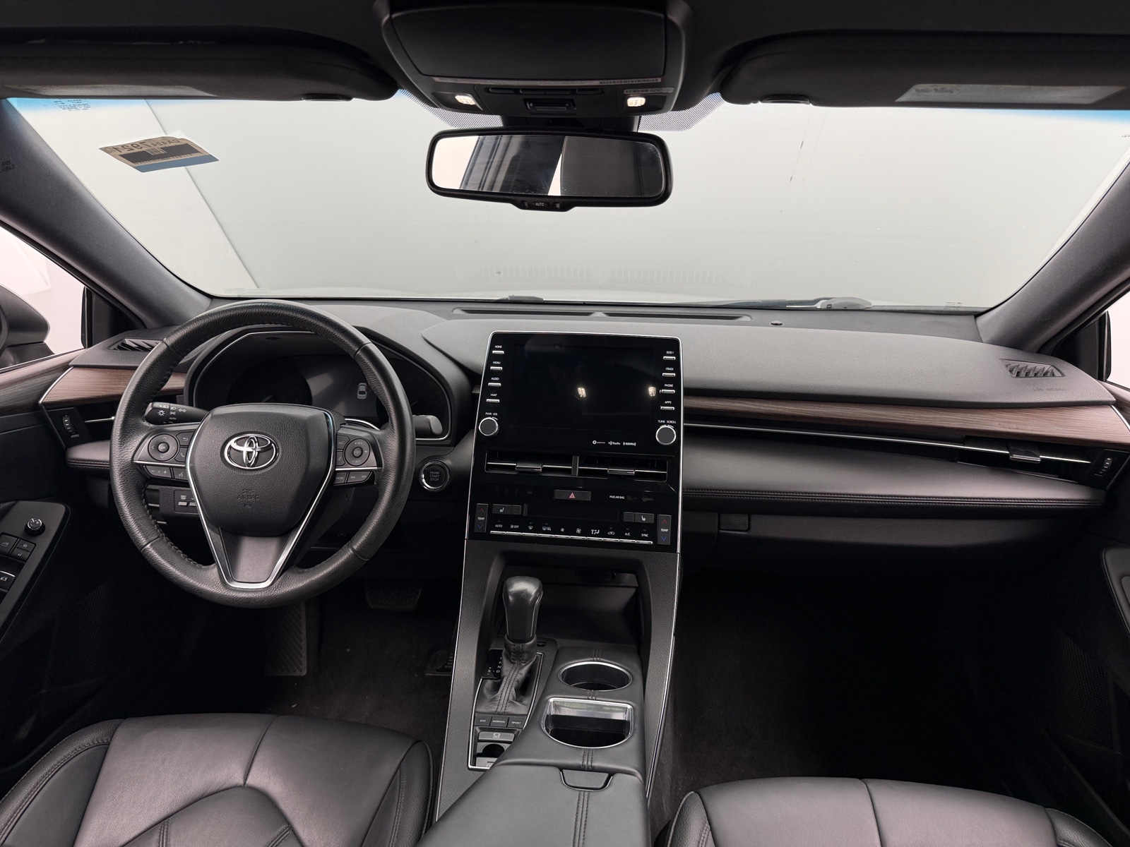 Thumbnail: 2021 Toyota Avalon - 3