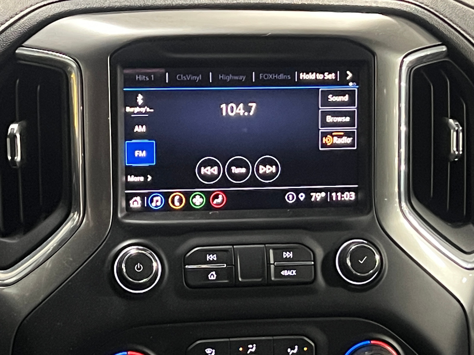 Thumbnail: 2021 Chevrolet Silverado 1500 - 4