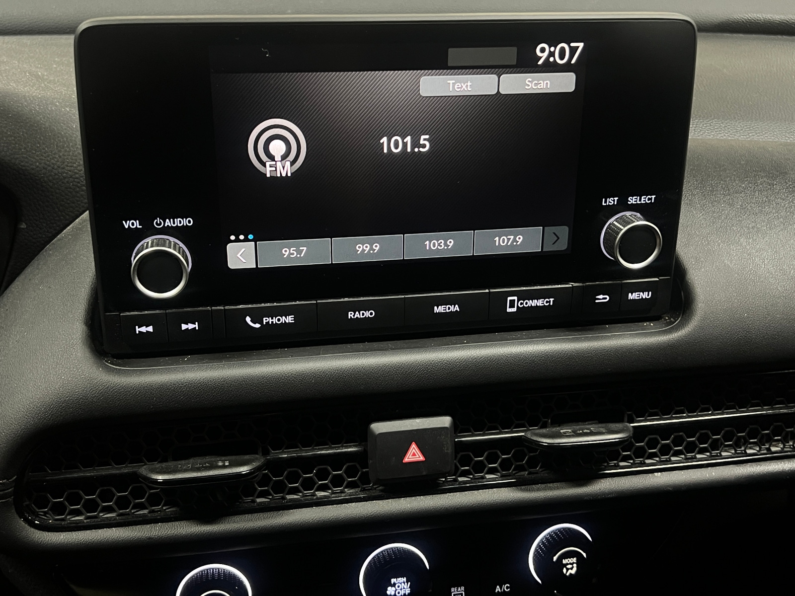 Thumbnail: 2023 Honda HR-V - 4