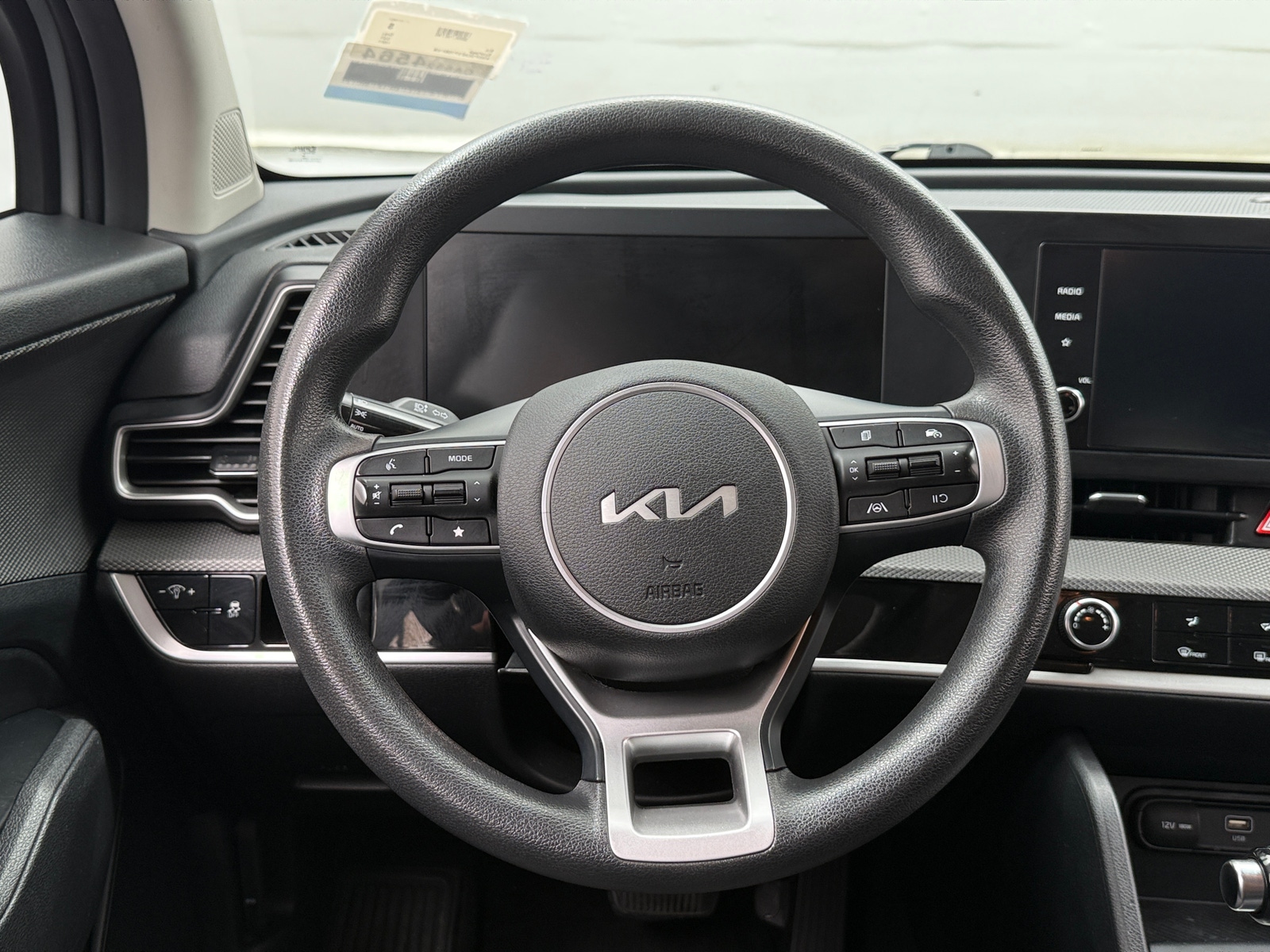 Thumbnail: 2023 Kia Sportage - 5