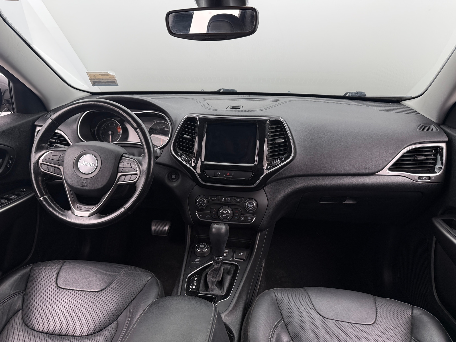 Thumbnail: 2020 Jeep Cherokee - 2