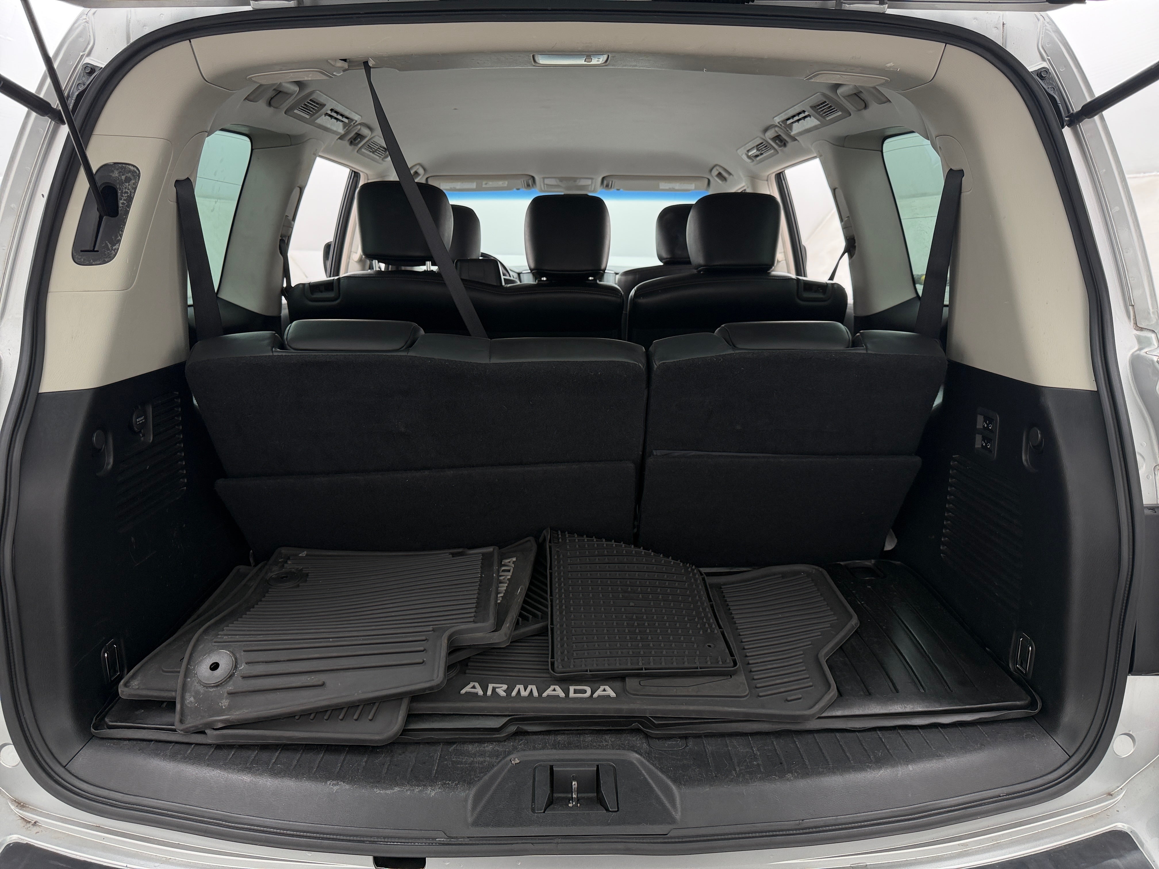 2017 Nissan Armada
