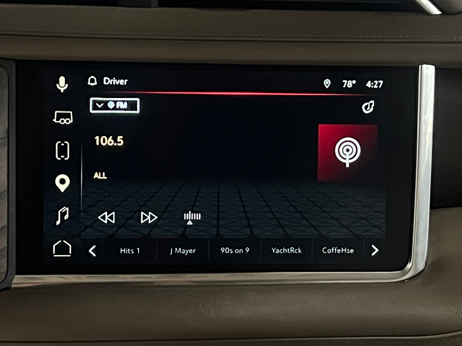 Thumbnail: 2023 GMC Yukon XL - 3
